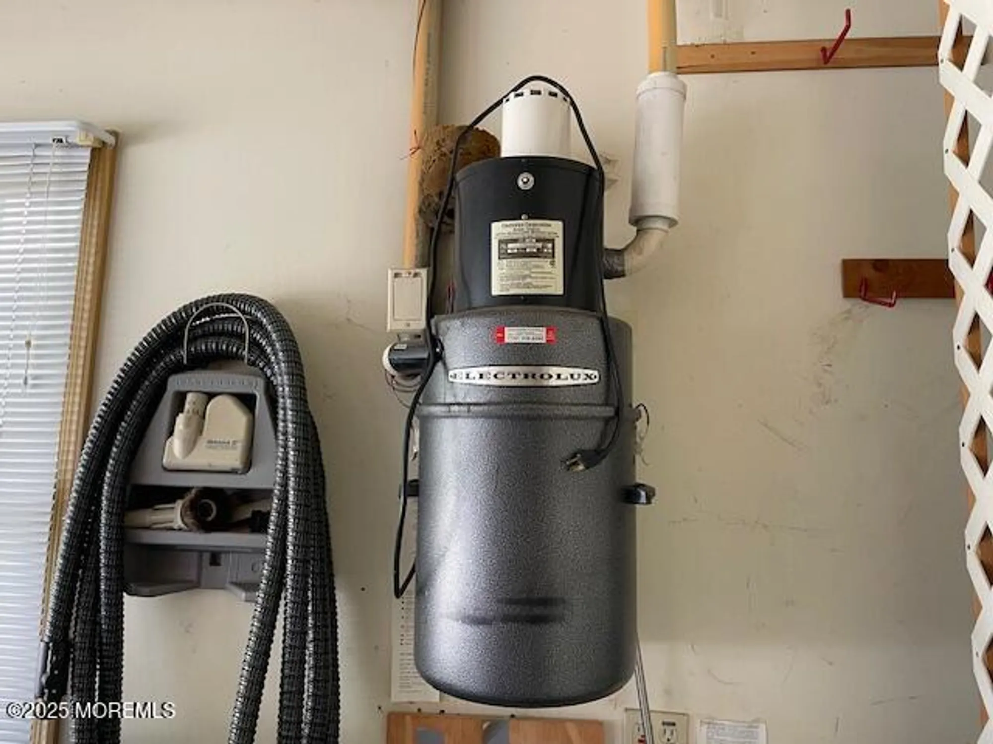 Property Slideshow image 41 of 47 | 1580 scholar pl, Toms River, NJ, 08755