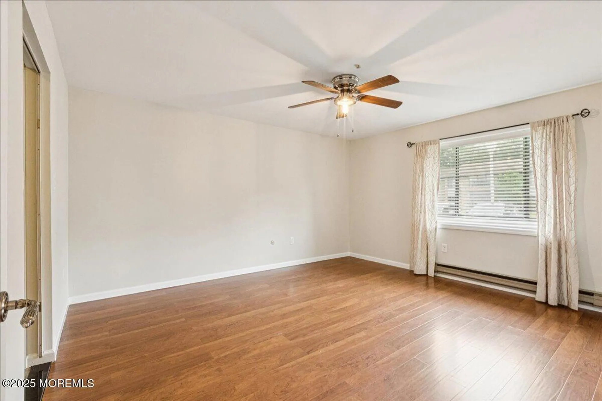 Property Slideshow image 11 of 21 | 70 overlook way e, Manalapan, NJ, 07726