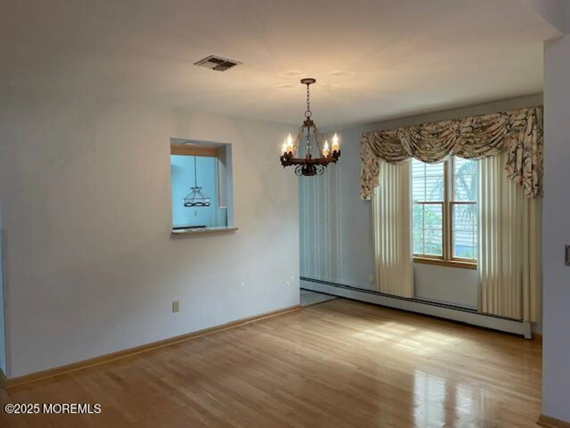 Property Slideshow image 10 of 47 | 1580 scholar pl, Toms River, NJ, 08755