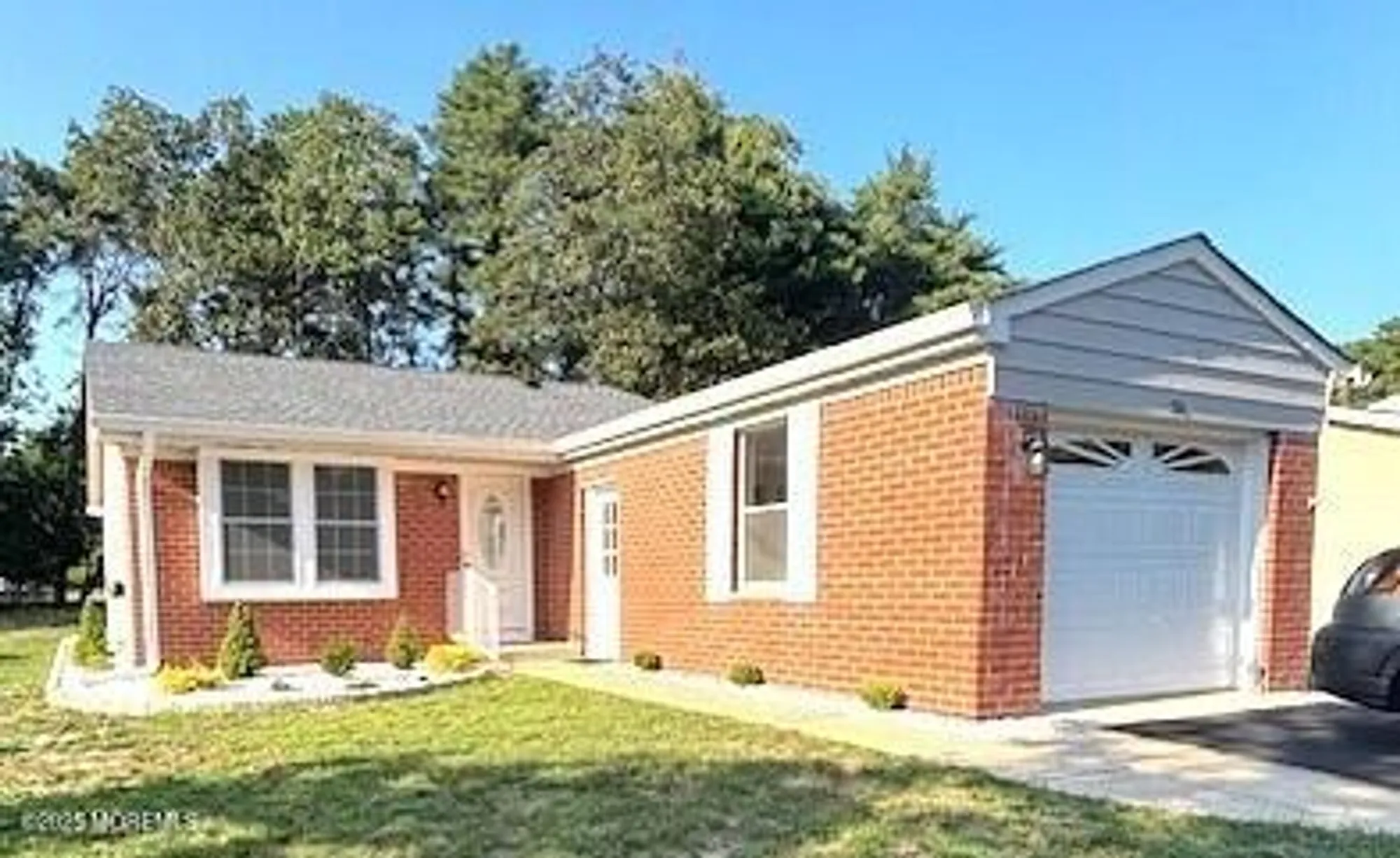 Property Slideshow image 2 of 19 | 786 hudson pkwy, Whiting, NJ, 08759