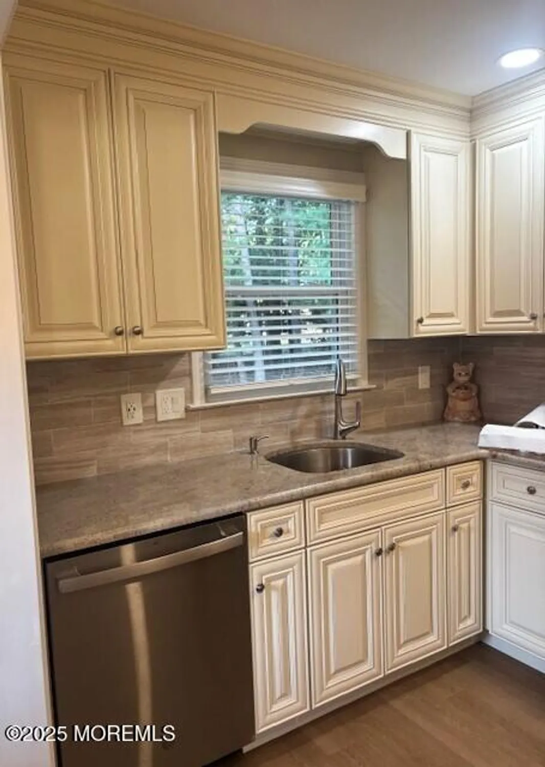 Property Slideshow image 9 of 19 | 786 hudson pkwy, Whiting, NJ, 08759