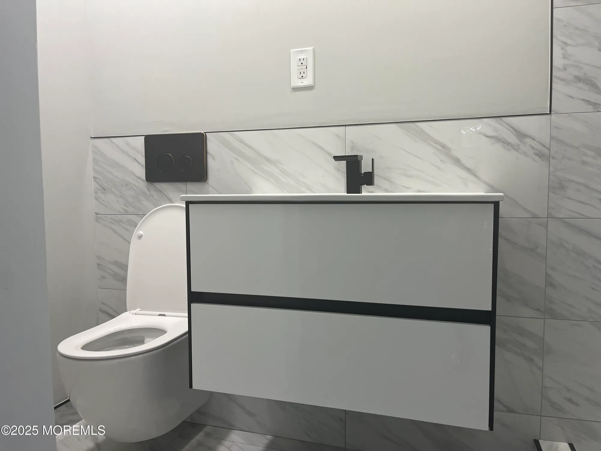 Property Slideshow image 18 of 28 | 13 saint martin pl, Toms River, NJ, 08757