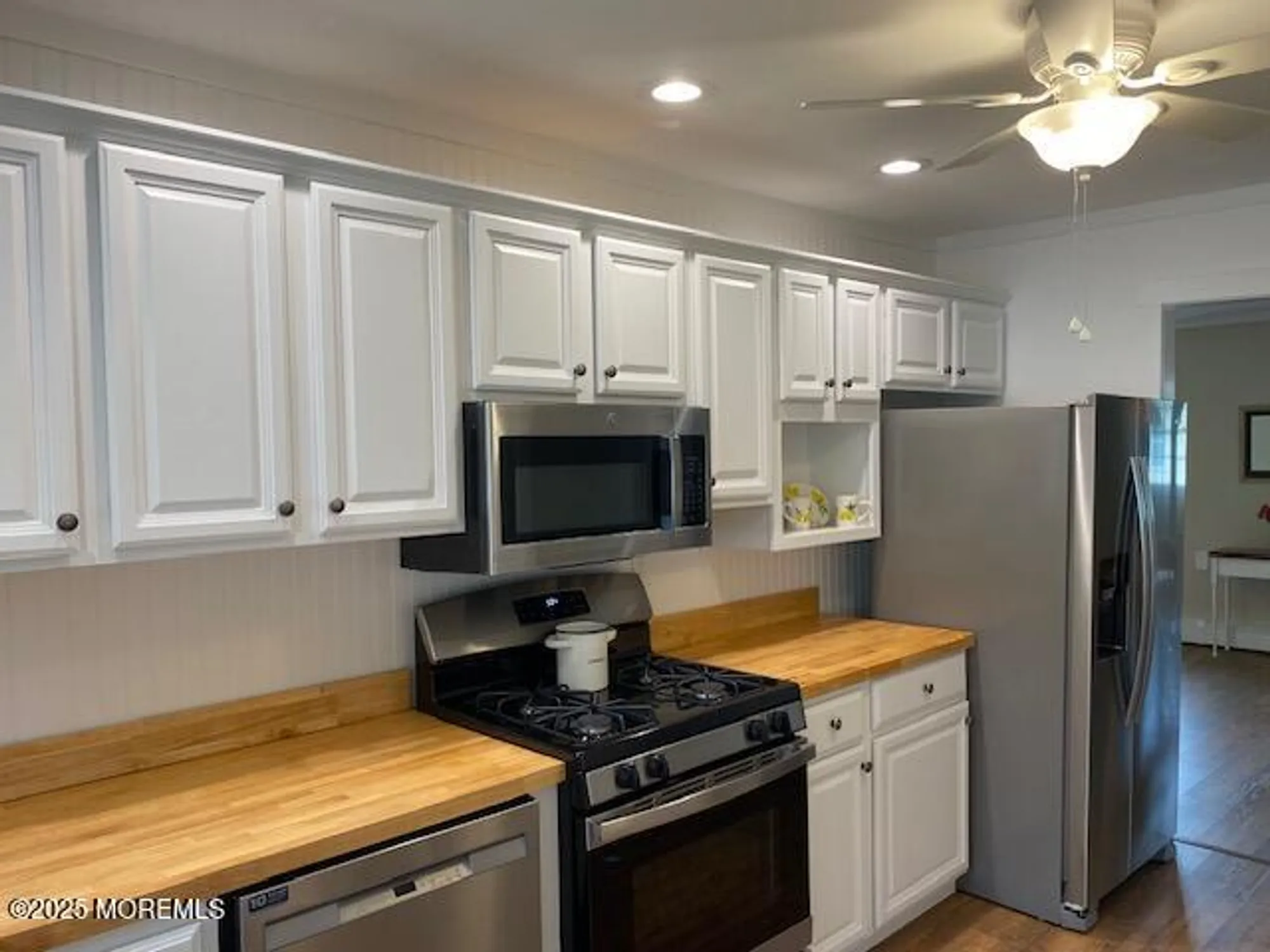 Property Slideshow image 34 of 55 | 15 barbuda st, Toms River, NJ, 08757