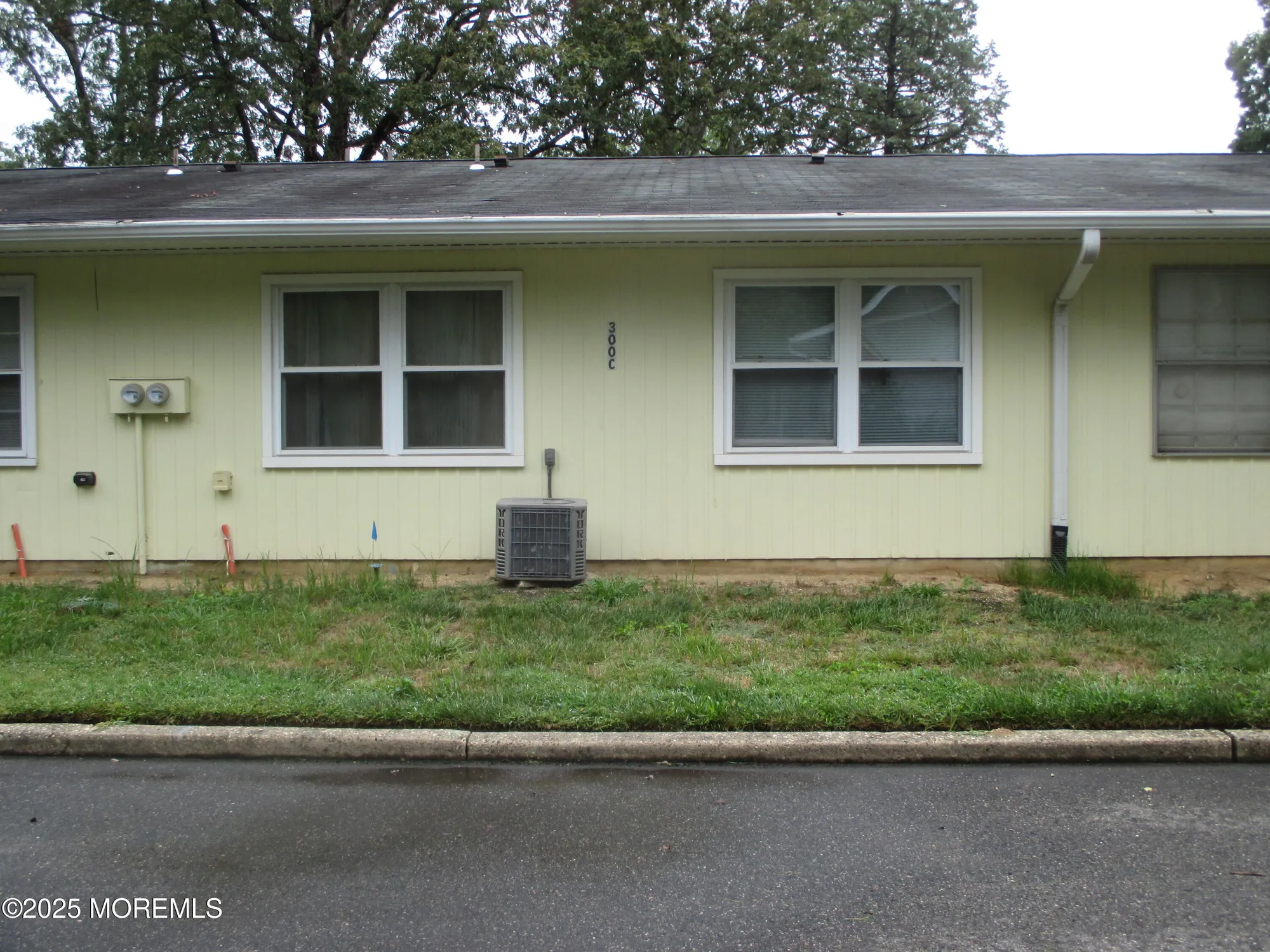 Property Slideshow image 4 of 4 | 300c malvern ct, Lakewood, NJ, 08701