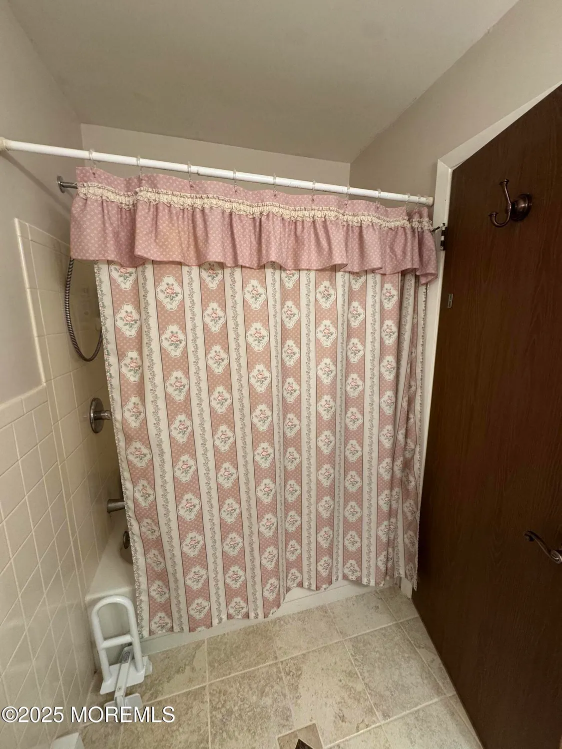 Property Slideshow image 16 of 18 | 51a sunset rd, Whiting, NJ, 08759