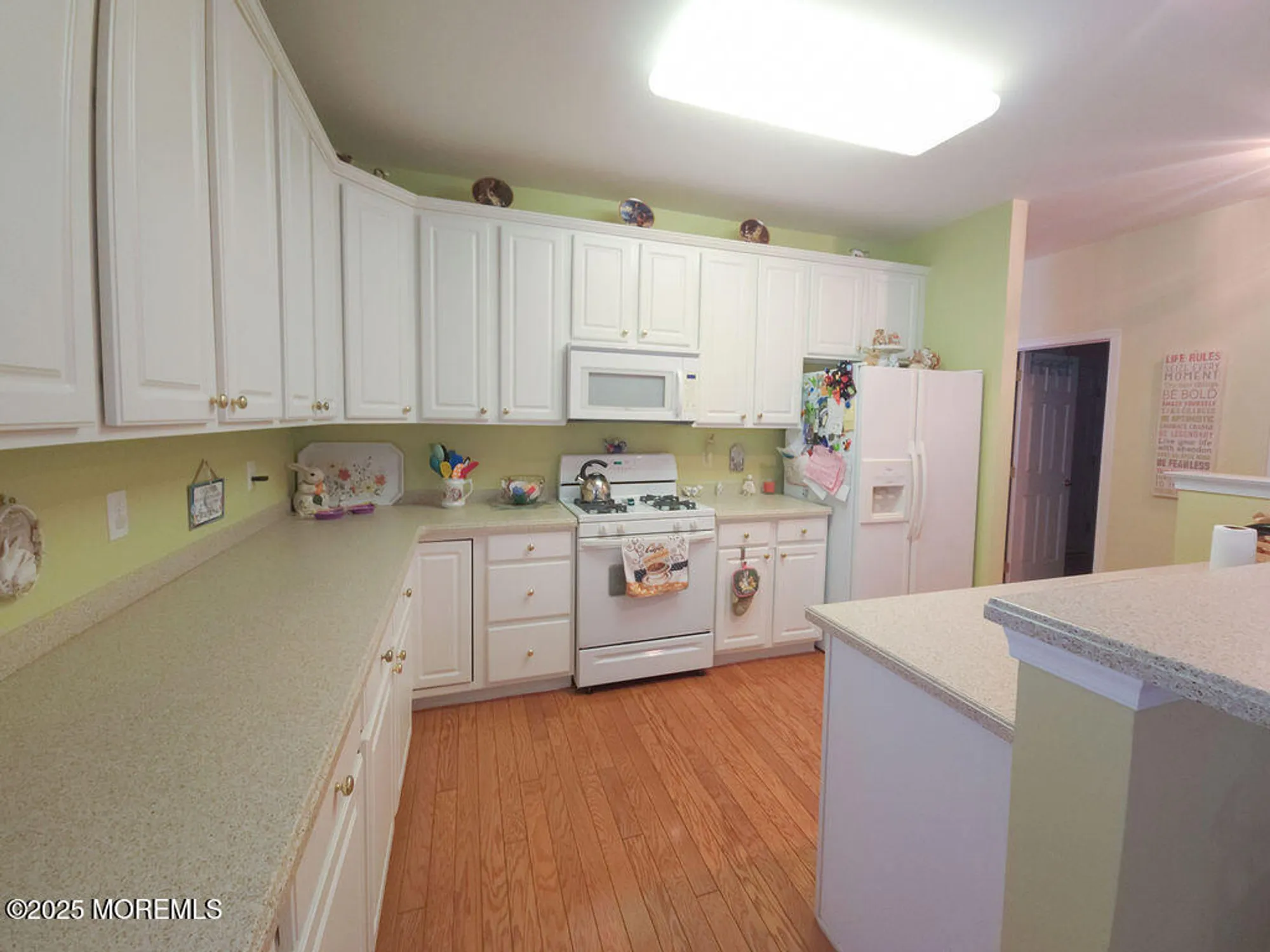 Property Slideshow image 13 of 22 | 108 hyannis ct, Galloway, NJ, 08205