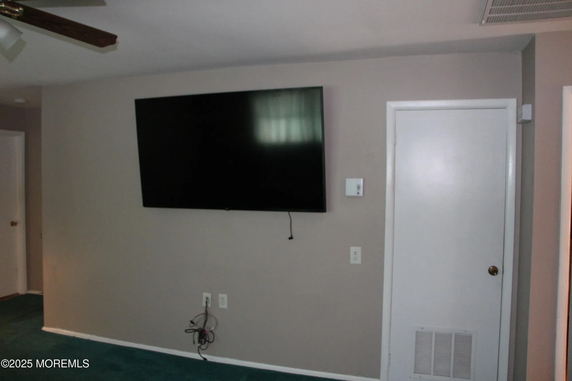 Property Slideshow image 13 of 26 | 18a independence pkwy, Whiting, NJ, 08759