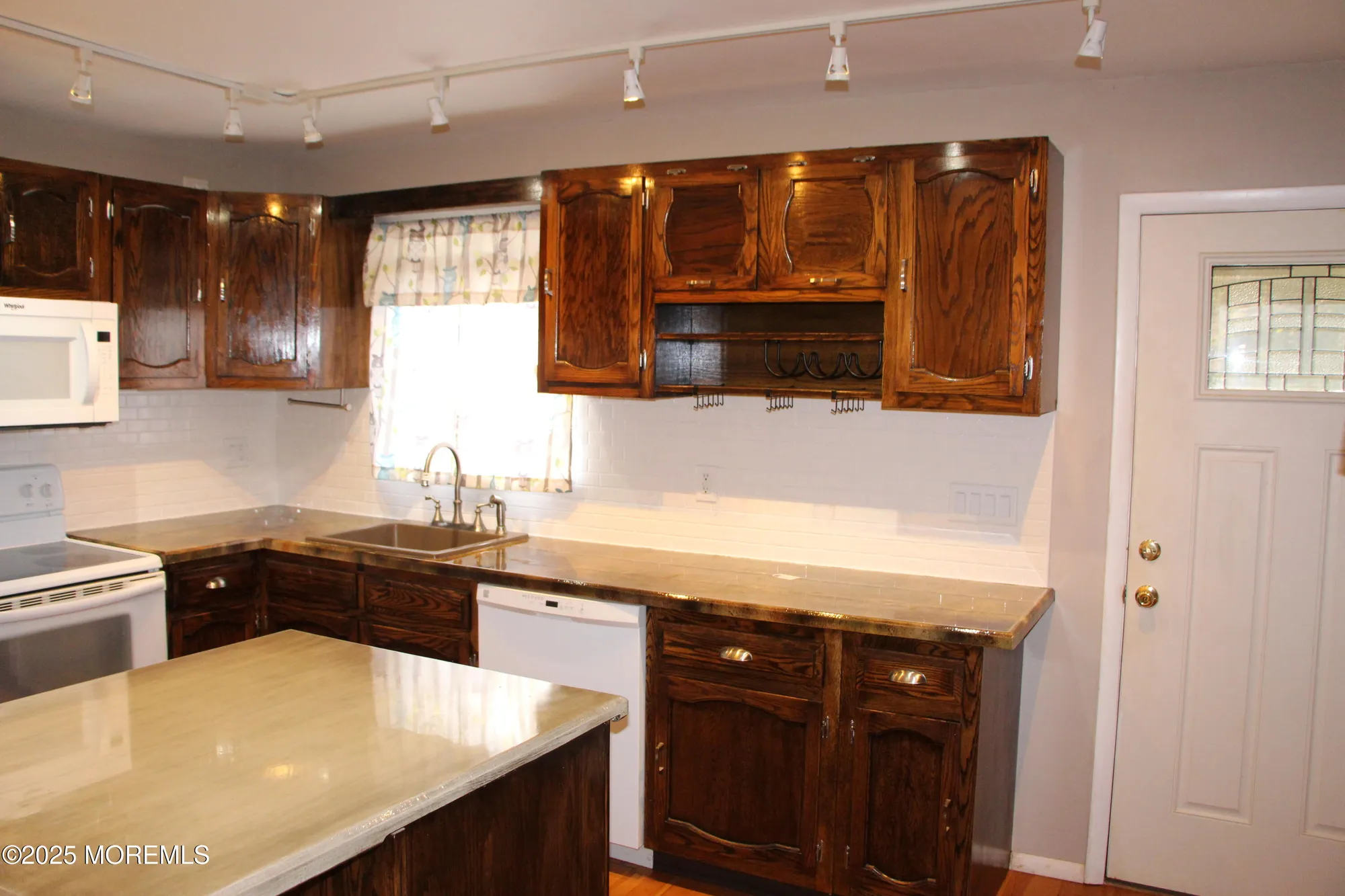 Property Slideshow image 12 of 26 | 18a independence pkwy, Whiting, NJ, 08759