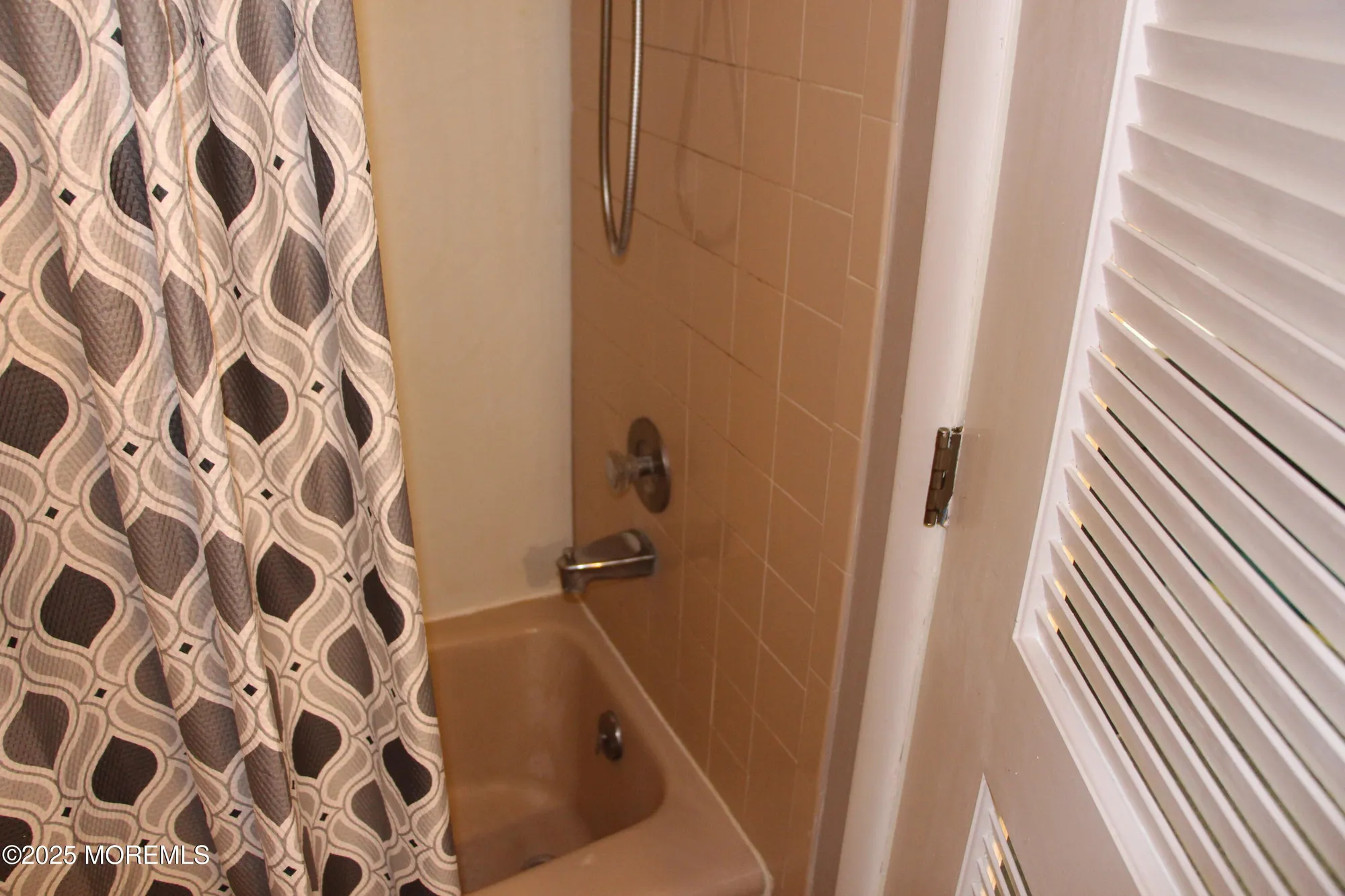 Property Slideshow image 25 of 26 | 18a independence pkwy, Whiting, NJ, 08759