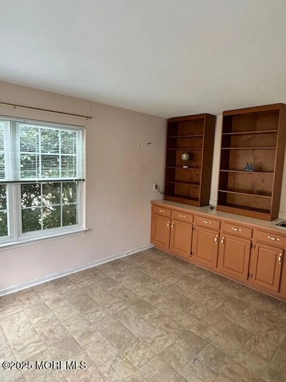 Property Slideshow image 20 of 22 | 1038a canterbury dr, Manchester, NJ, 08759