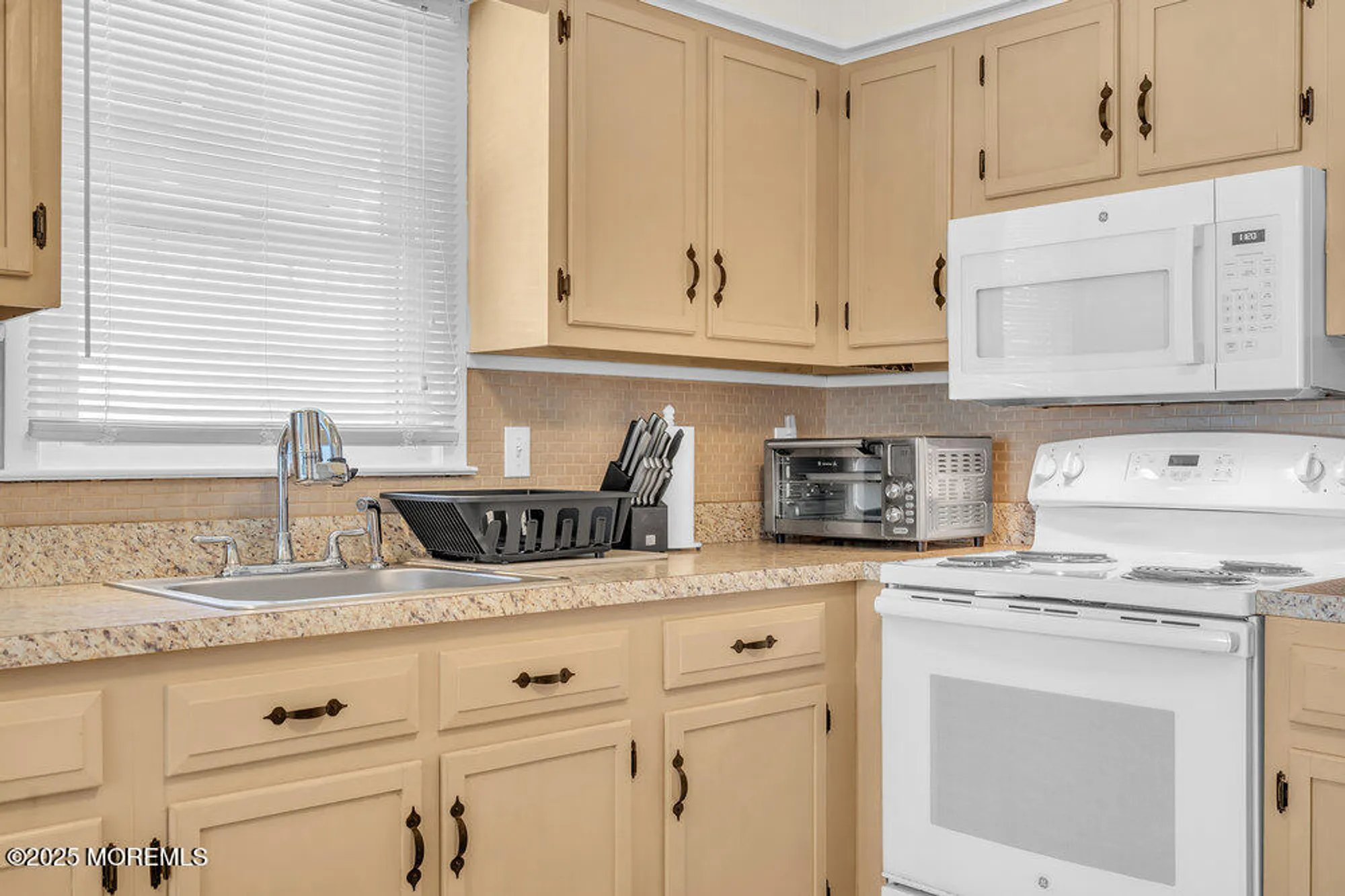 Property Slideshow image 22 of 40 | 37 carlisle rd, Toms River, NJ, 08757