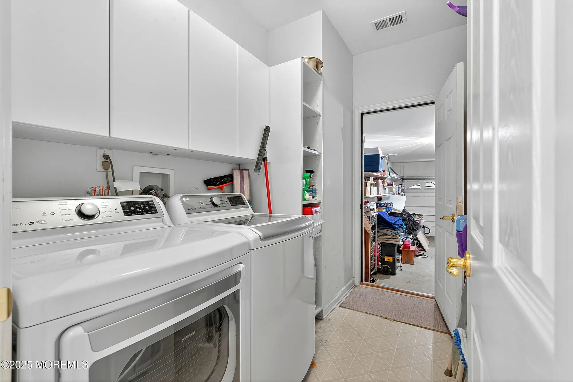 Property Slideshow image 25 of 34 | 18 hartack rd, Manalapan, NJ, 07726