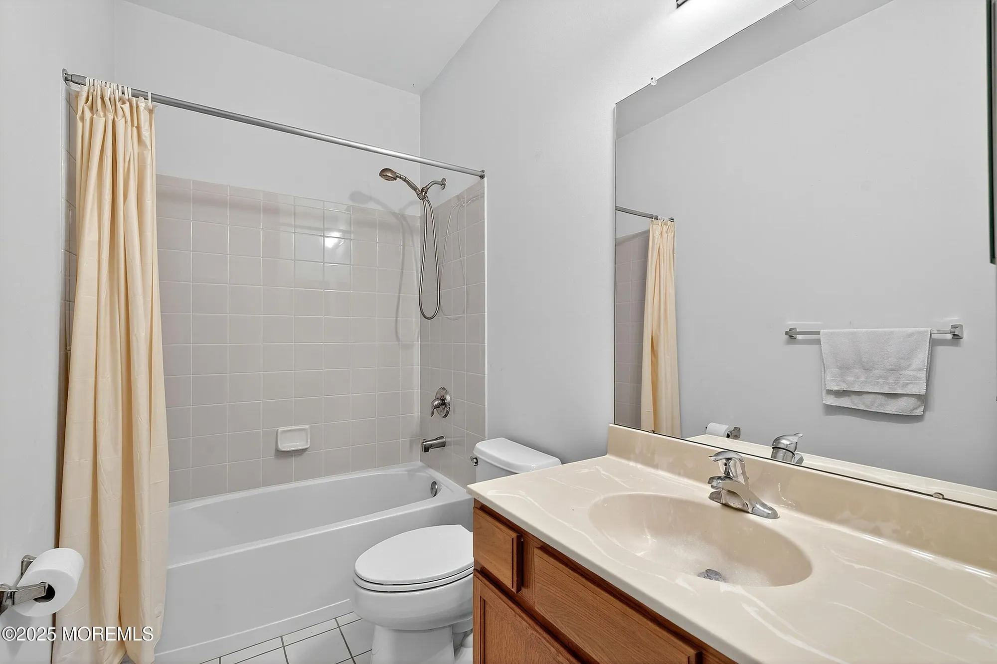 Property Slideshow image 23 of 34 | 18 hartack rd, Manalapan, NJ, 07726