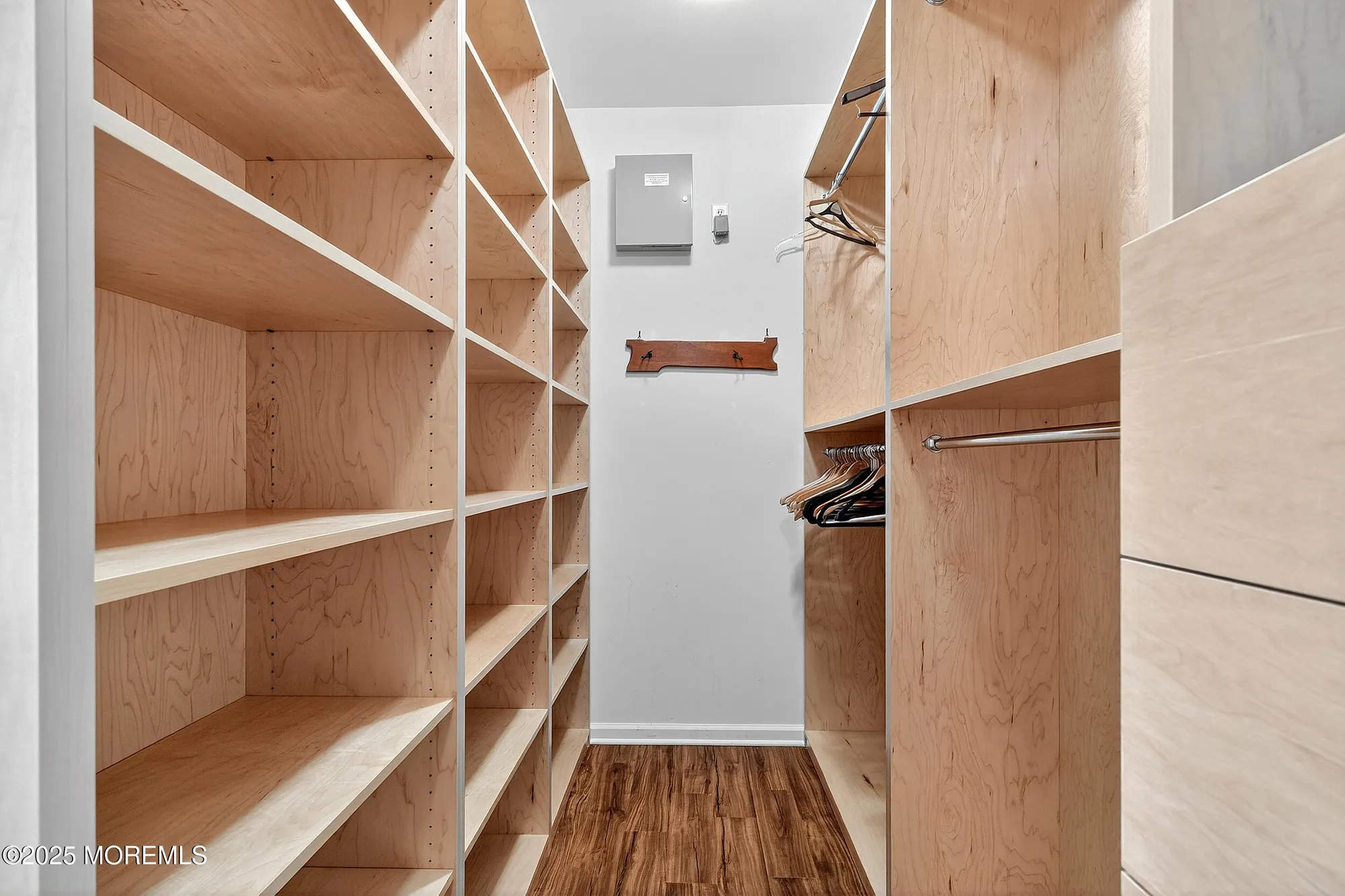 Property Slideshow image 21 of 34 | 18 hartack rd, Manalapan, NJ, 07726