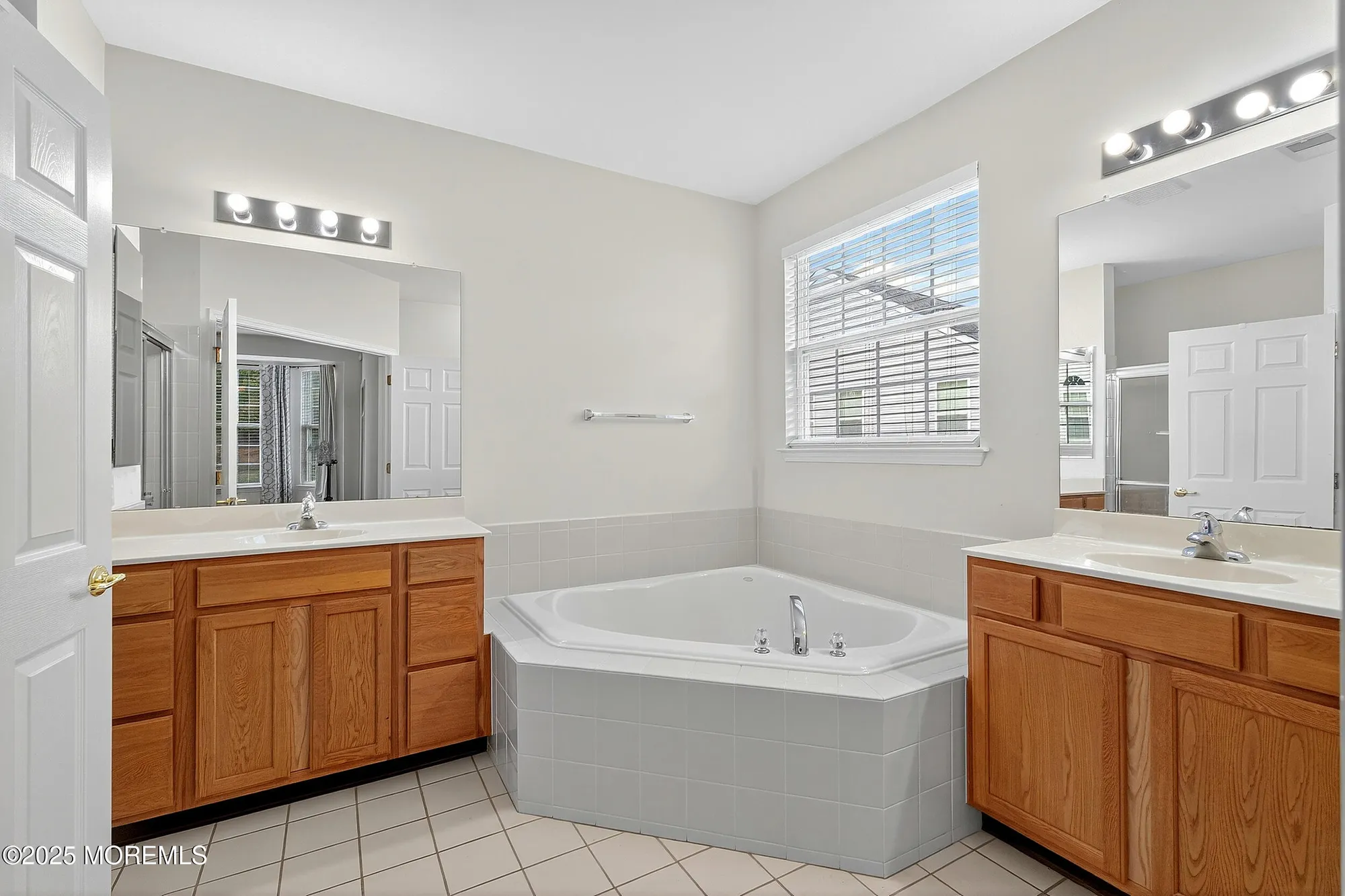 Property Slideshow image 18 of 34 | 18 hartack rd, Manalapan, NJ, 07726