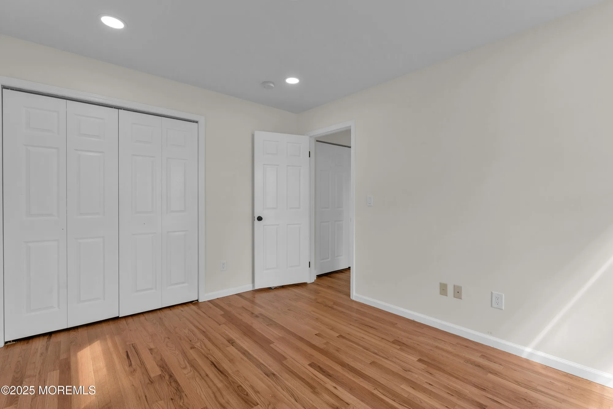 Property Slideshow image 14 of 18 | 2 stanford dr, Toms River, NJ, 08757
