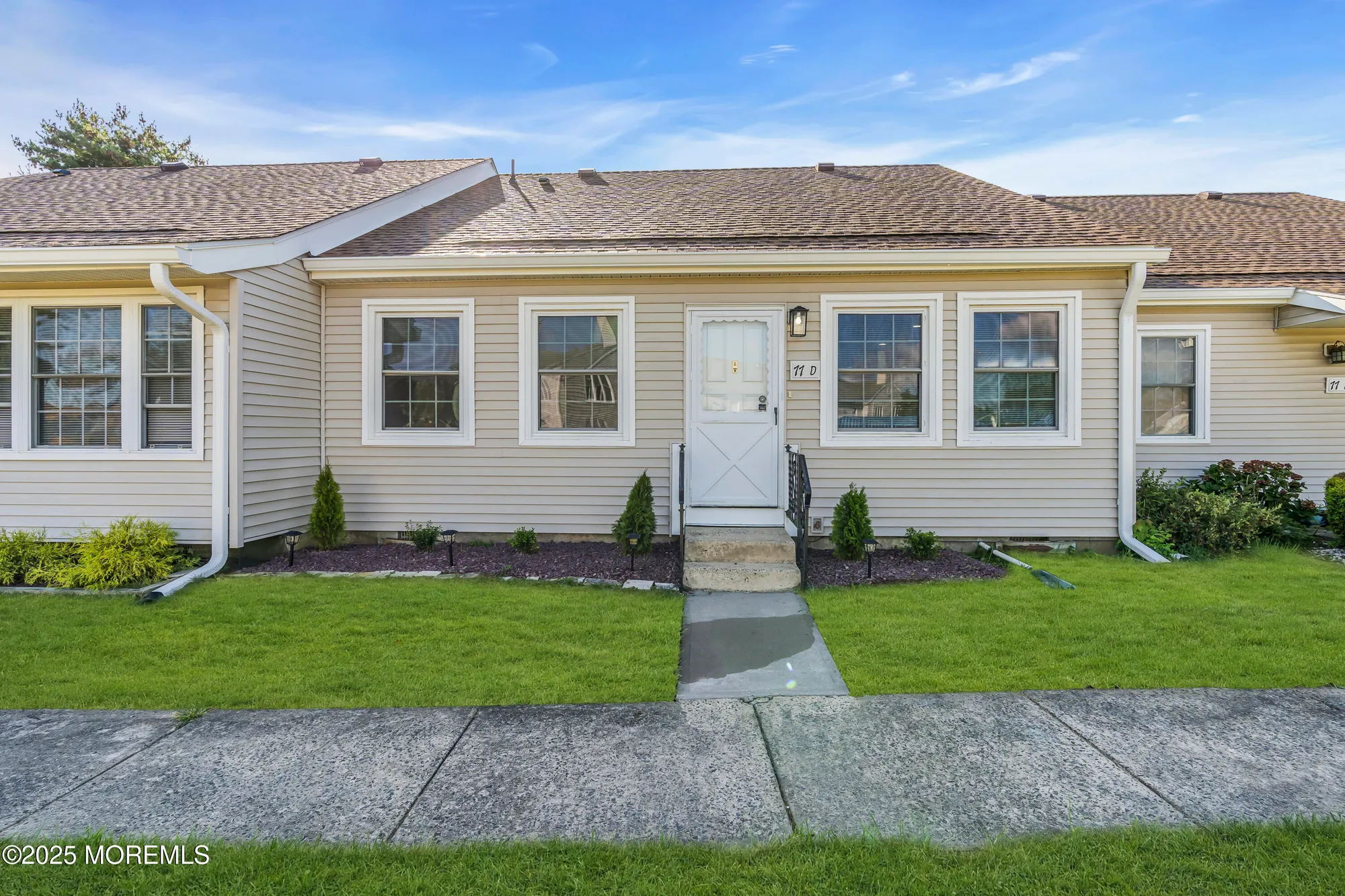 Property Slideshow image 1 of 24 | 77 parkway dr d, Freehold, NJ, 07728