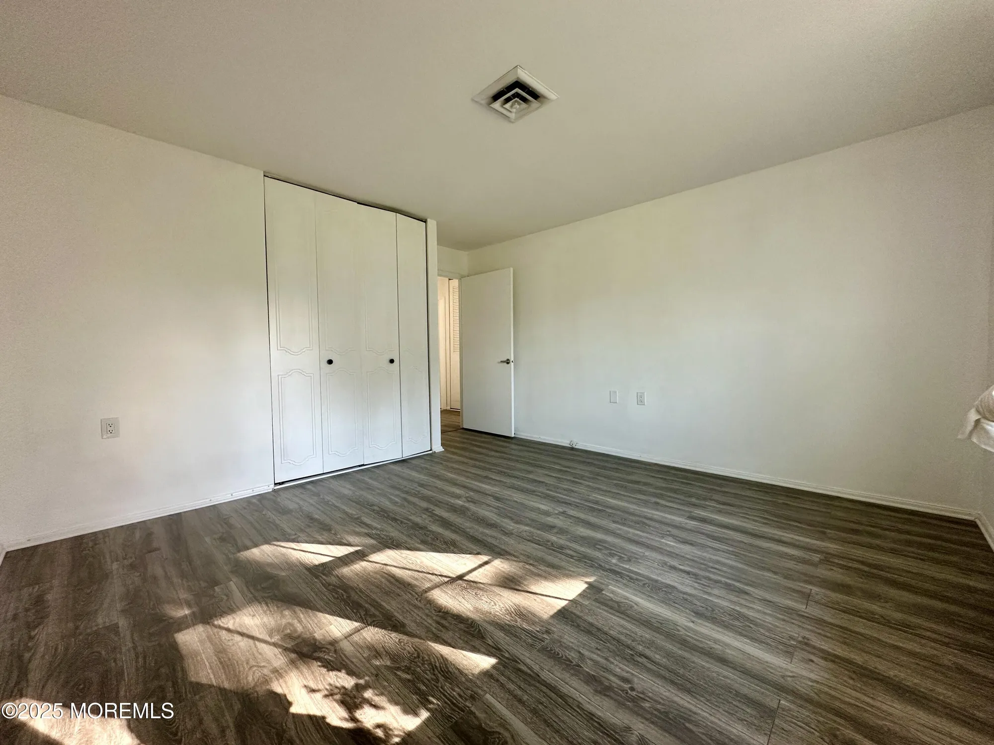 Property Slideshow image 17 of 35 | 1209a shetland dr, Lakewood, NJ, 08701