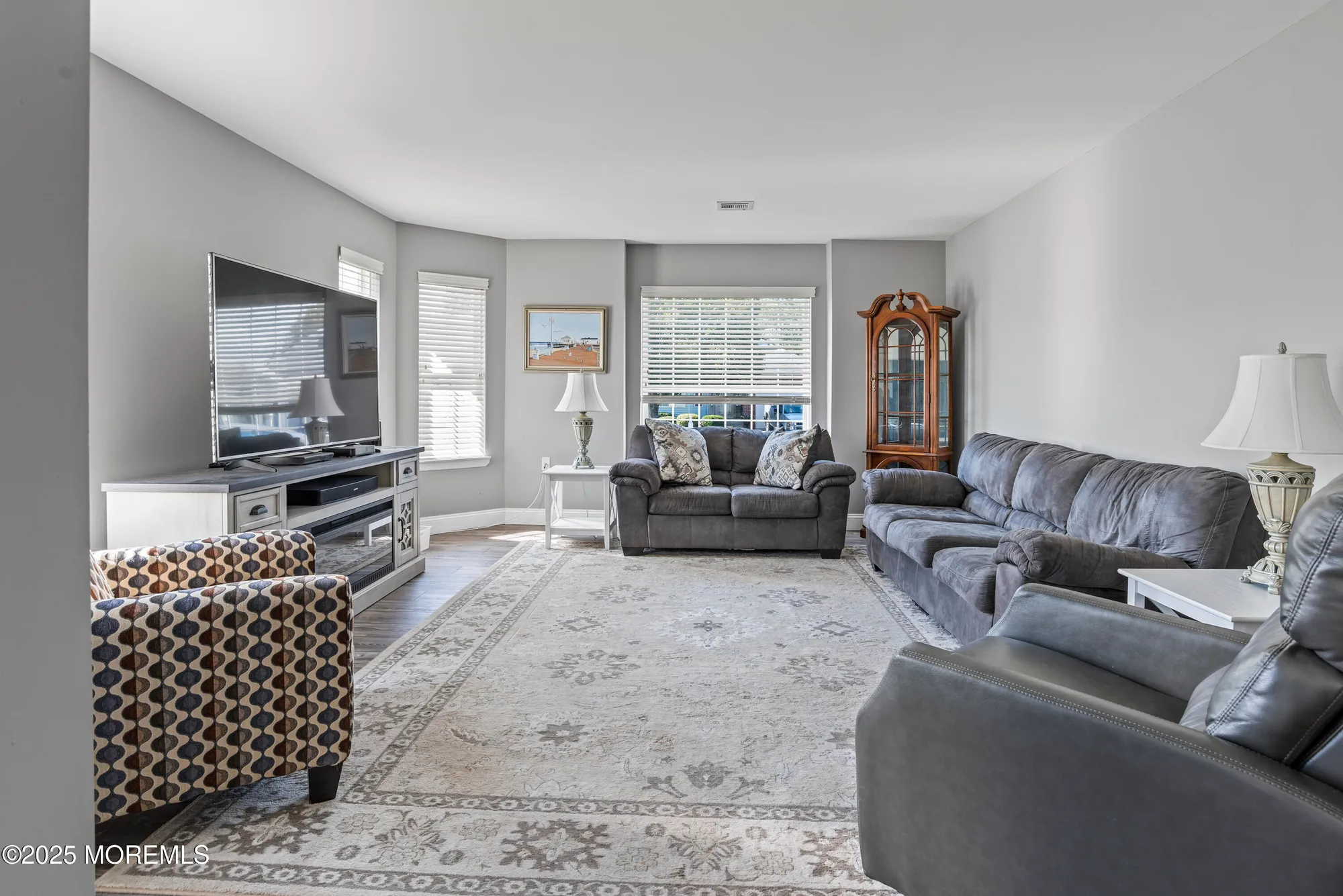 Property Slideshow image 5 of 28 | 10 colwyn way, Toms River, NJ, 08757