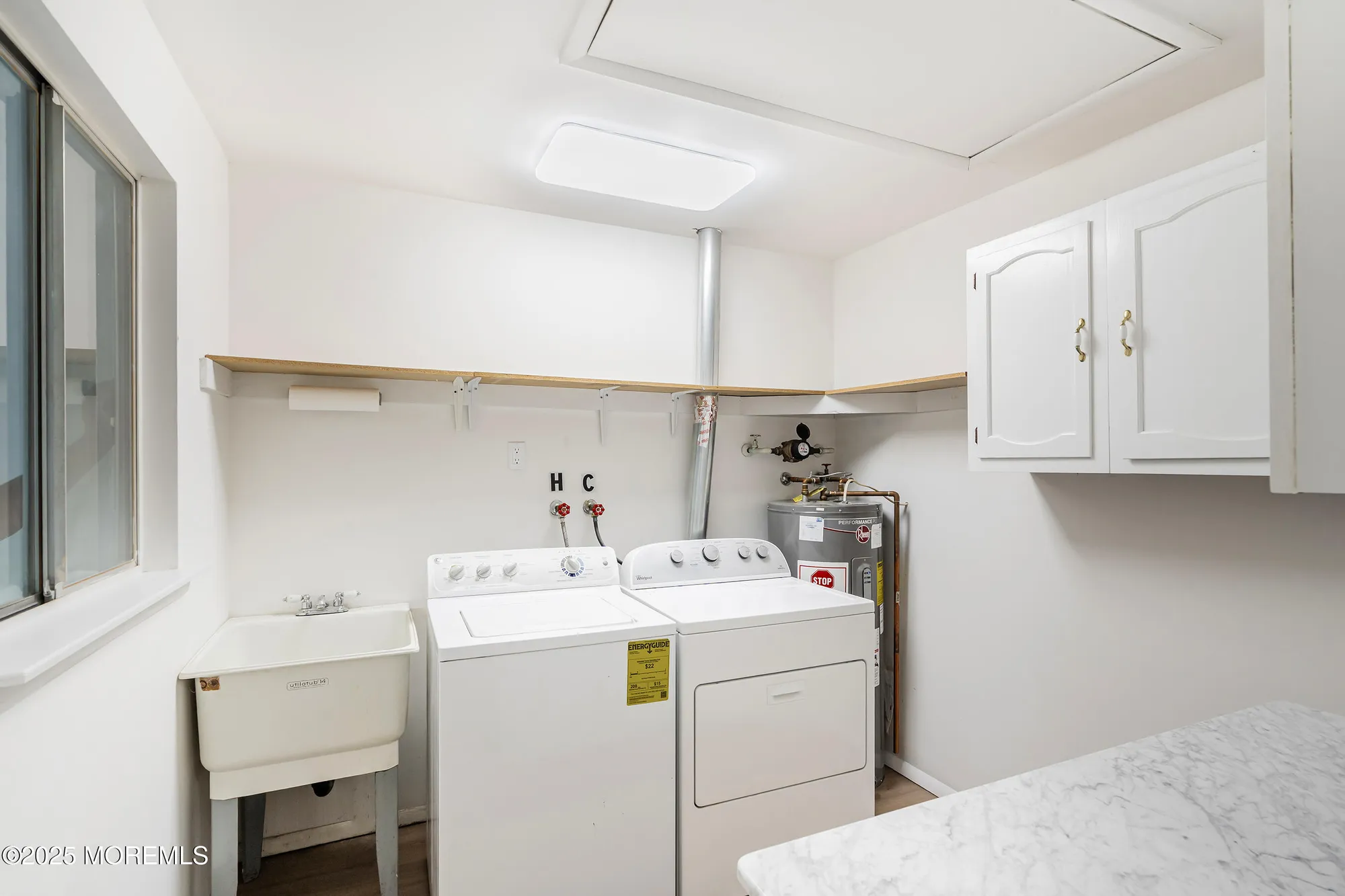 Property Slideshow image 16 of 25 | 10 jefferson ln b, Whiting, NJ, 08759