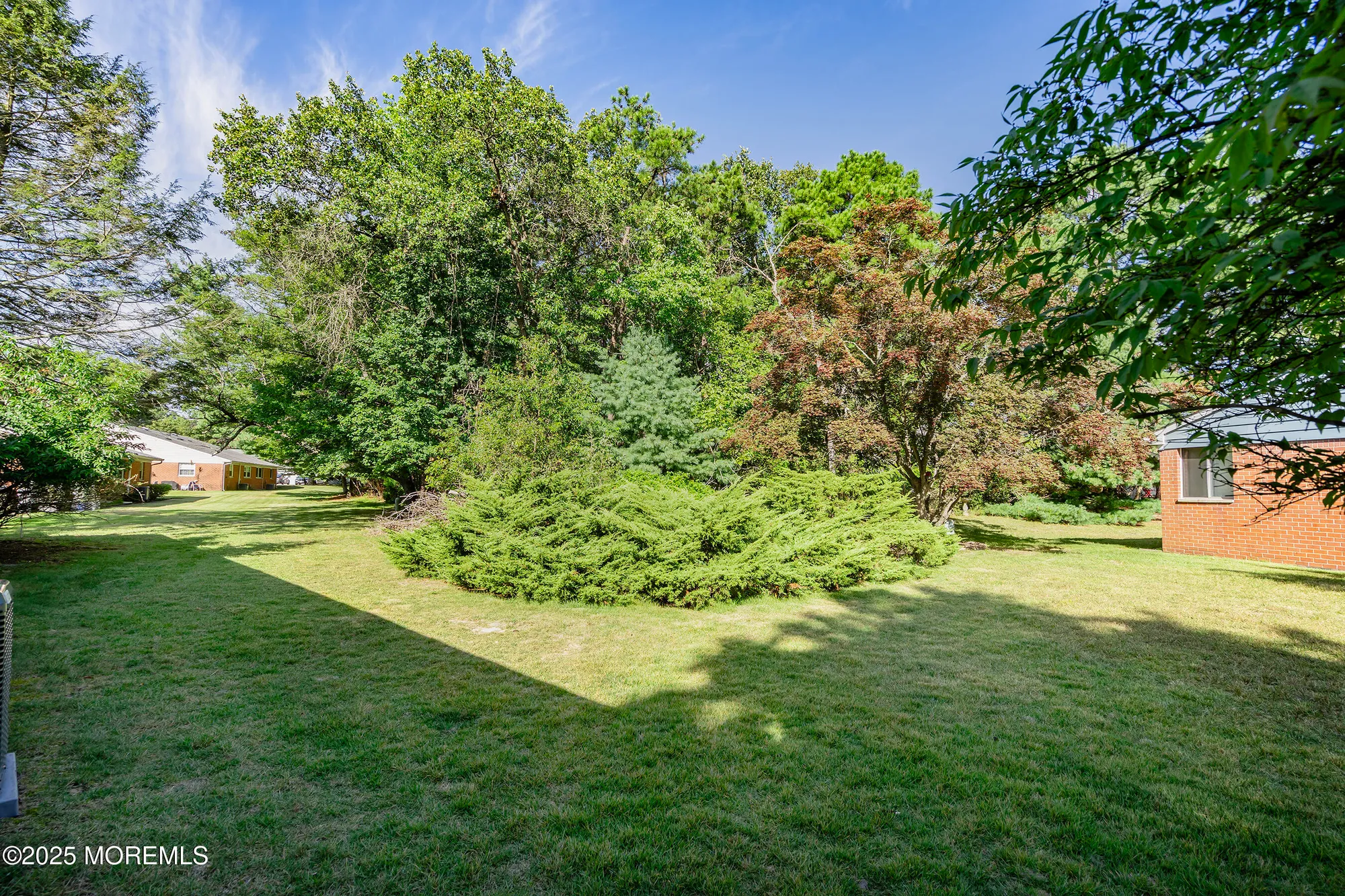 Property Slideshow image 20 of 25 | 10 jefferson ln b, Whiting, NJ, 08759