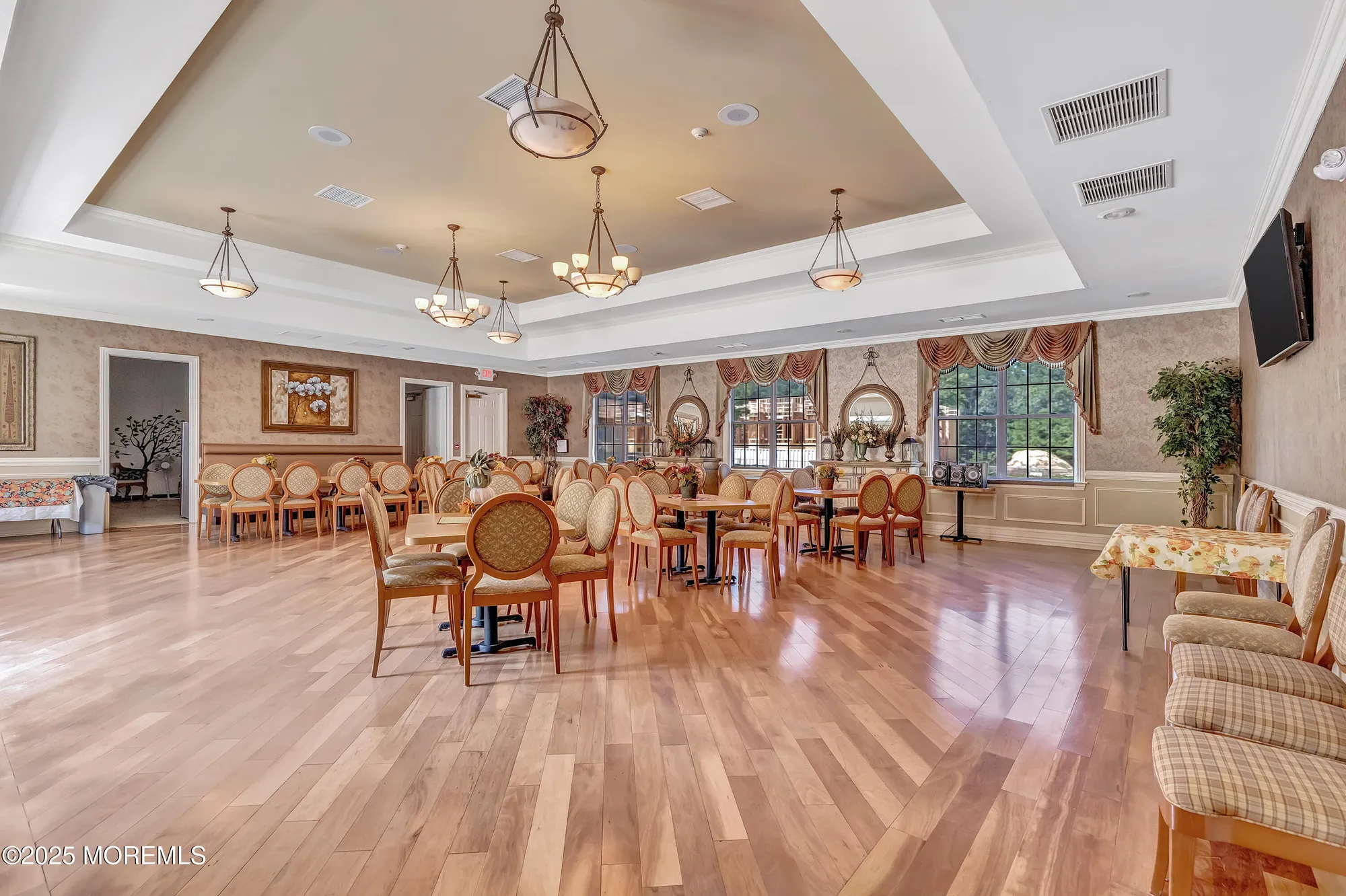 Property Slideshow image 27 of 31 | 232 sophee ln, Lakewood, NJ, 08701
