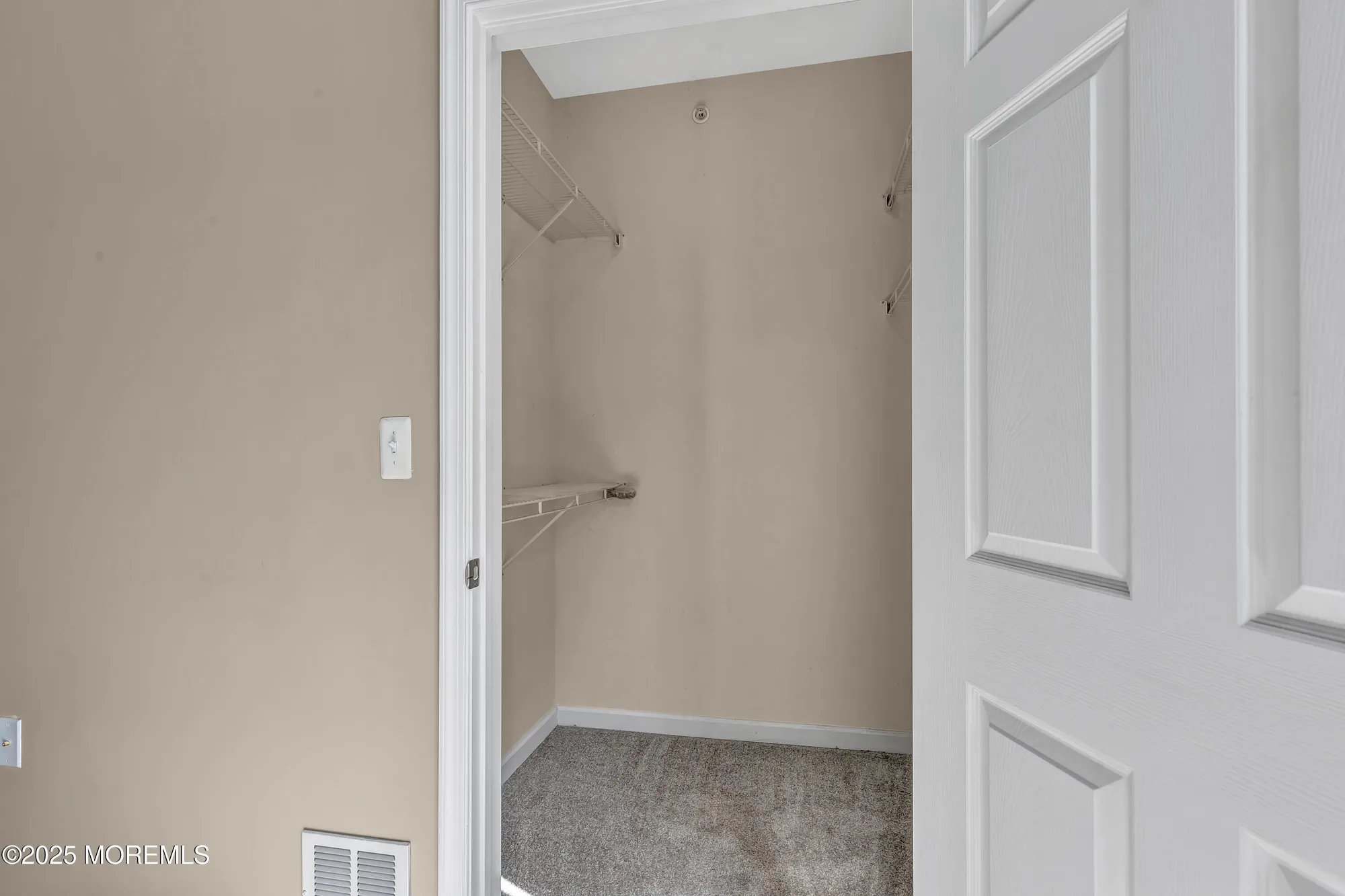 Property Slideshow image 14 of 31 | 232 sophee ln, Lakewood, NJ, 08701