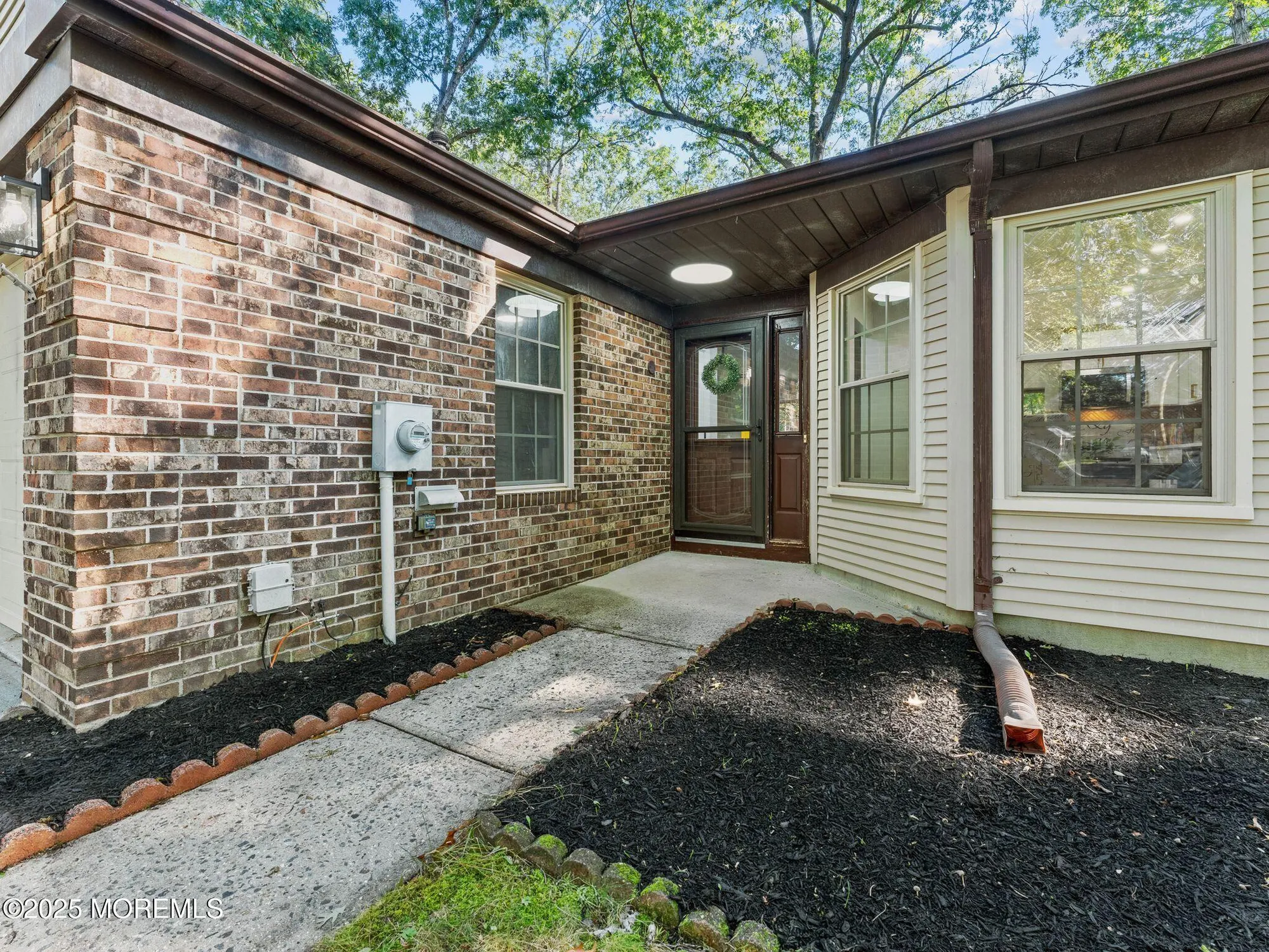 Property Slideshow image 25 of 30 | 636 petunia ln, Whiting, NJ, 08759