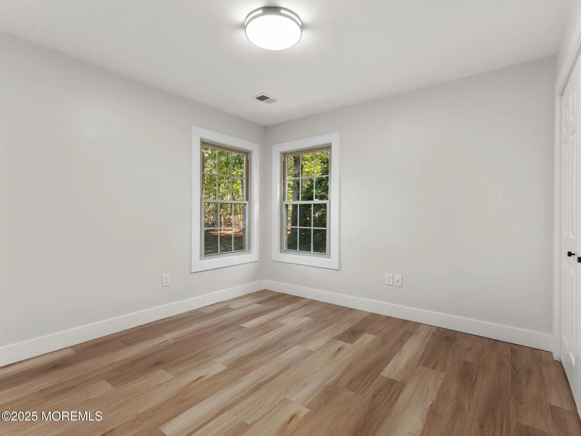 Property Slideshow image 17 of 30 | 636 petunia ln, Whiting, NJ, 08759