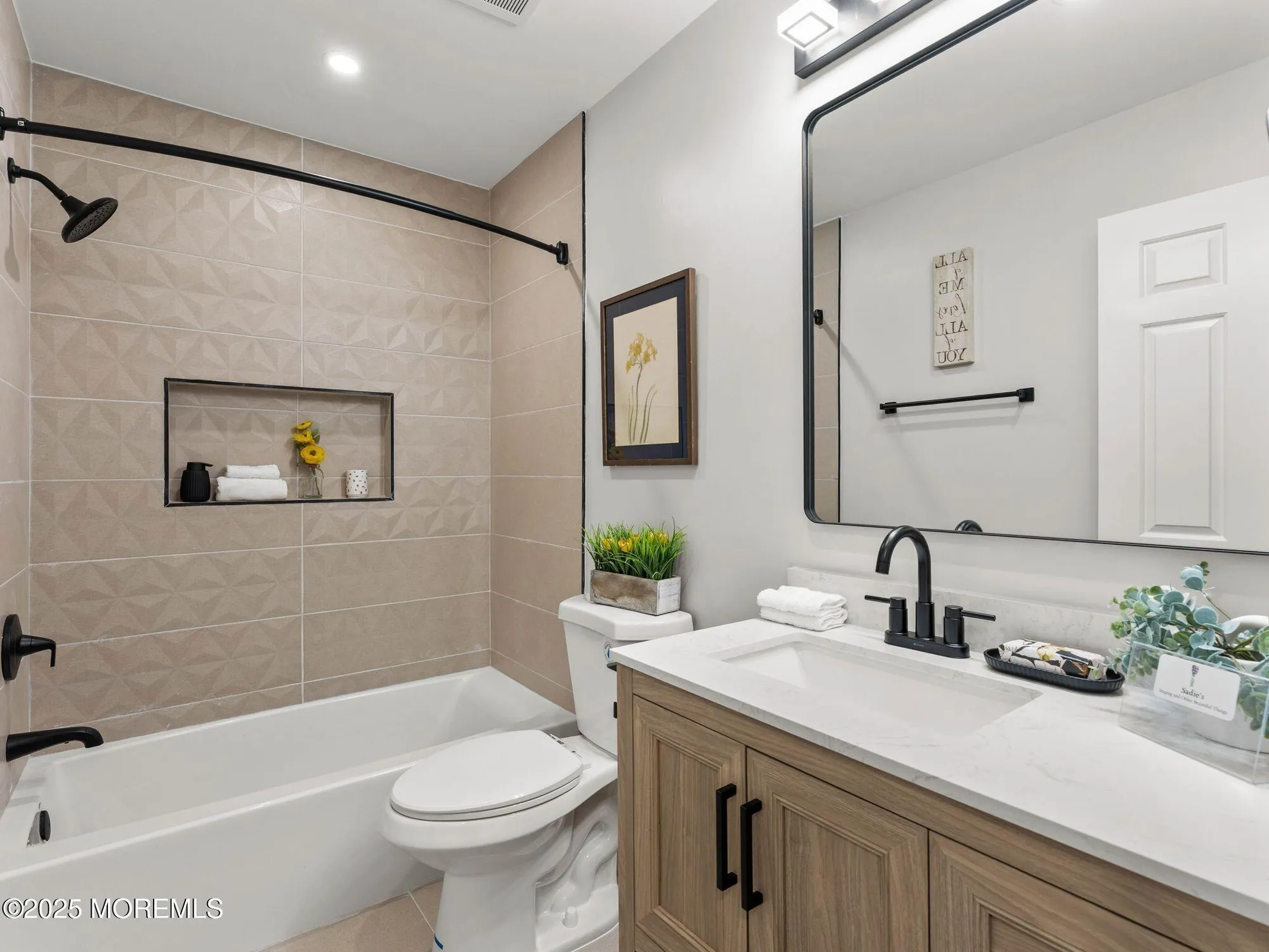 Property Slideshow image 19 of 30 | 636 petunia ln, Whiting, NJ, 08759