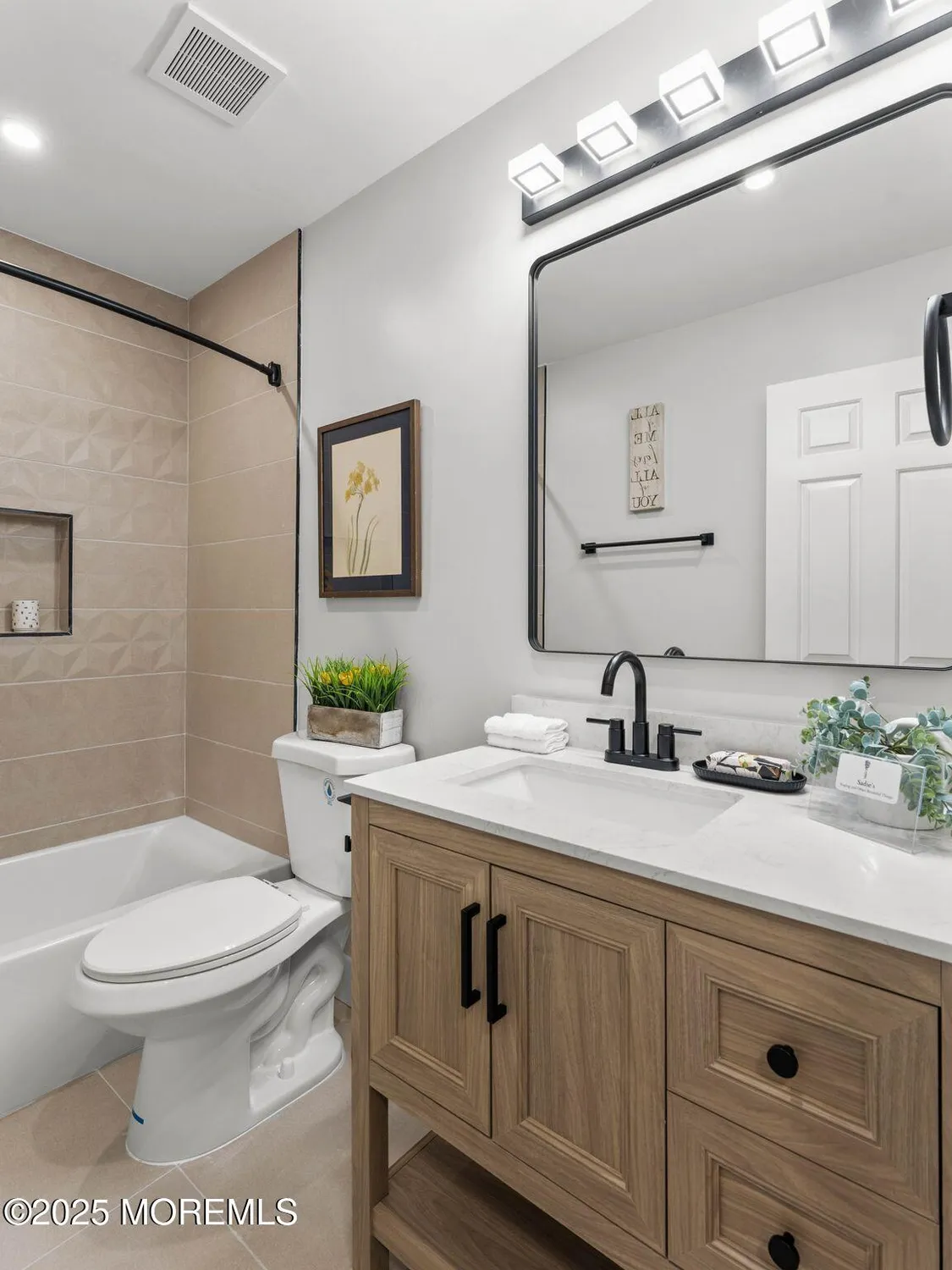 Property Slideshow image 20 of 30 | 636 petunia ln, Whiting, NJ, 08759