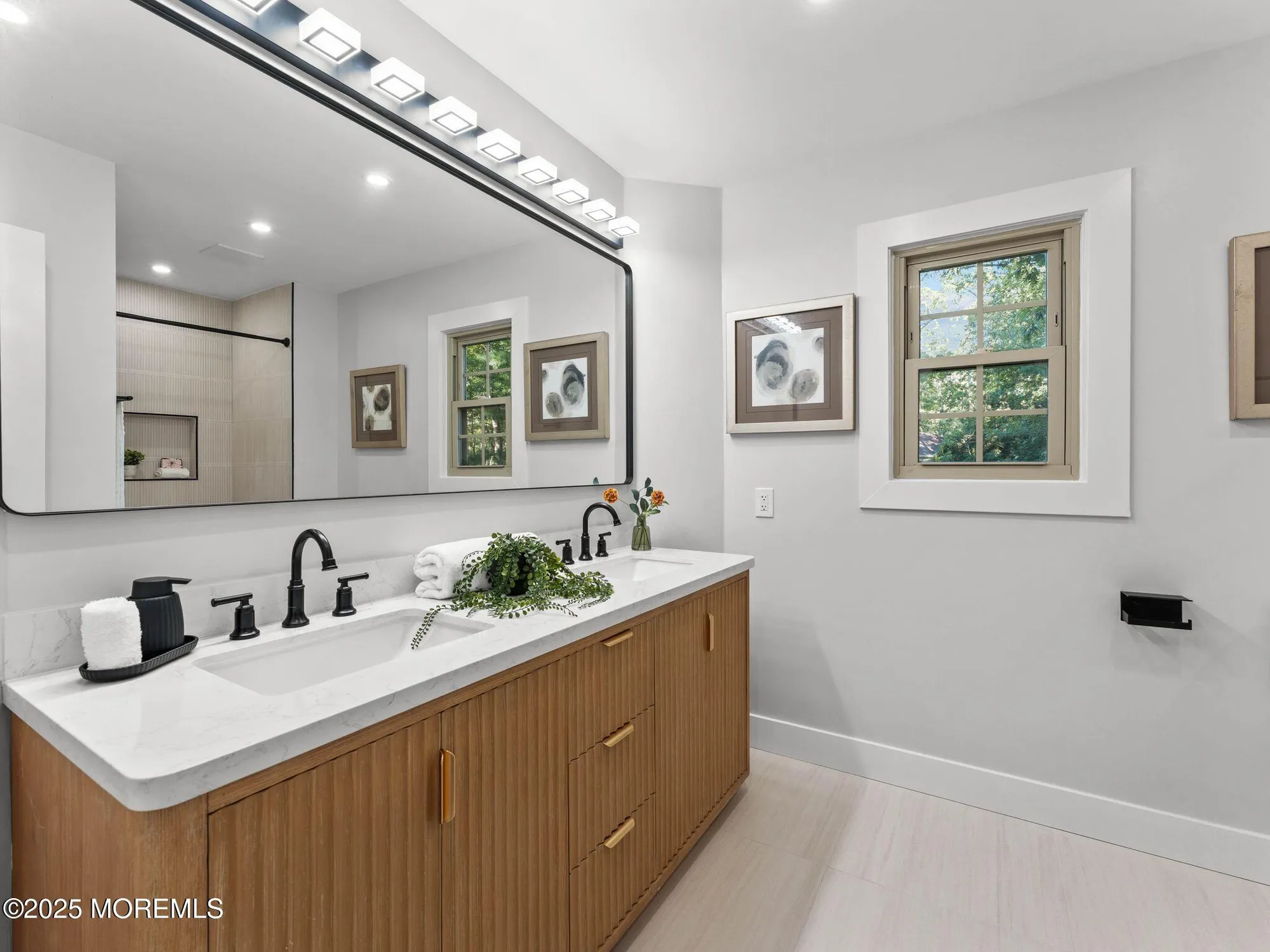 Property Slideshow image 14 of 30 | 636 petunia ln, Whiting, NJ, 08759