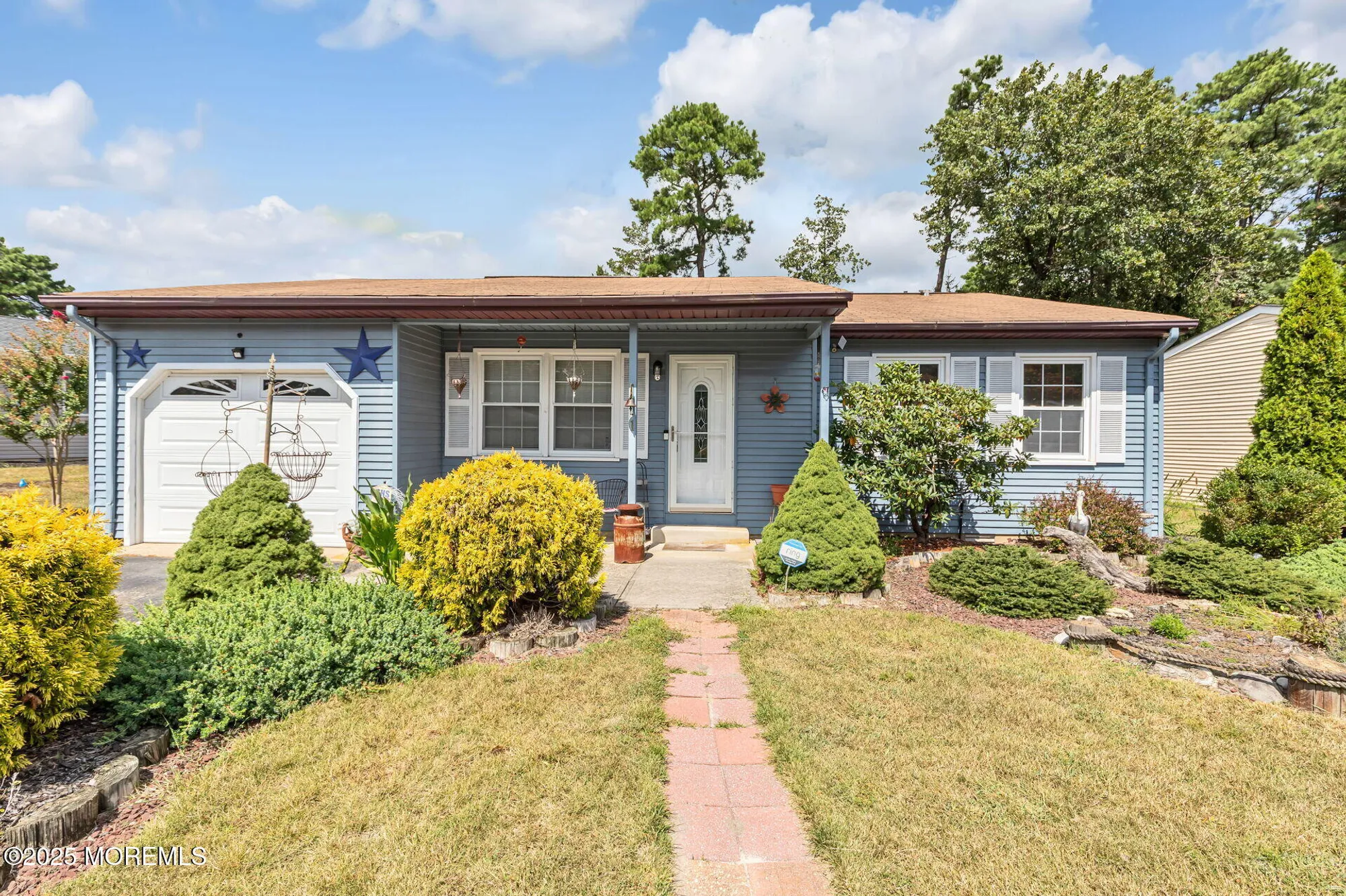 Property Slideshow image 32 of 34 | 1 chelsea dr, Whiting, NJ, 08759