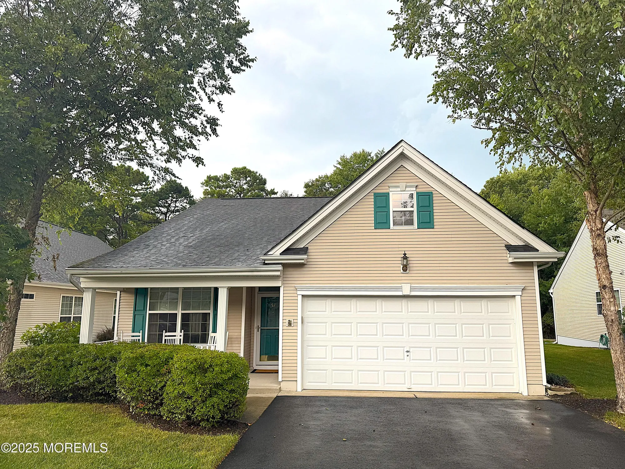 Property Slideshow image 3 of 55 | 57 chesterfield dr, Jackson, NJ, 08527