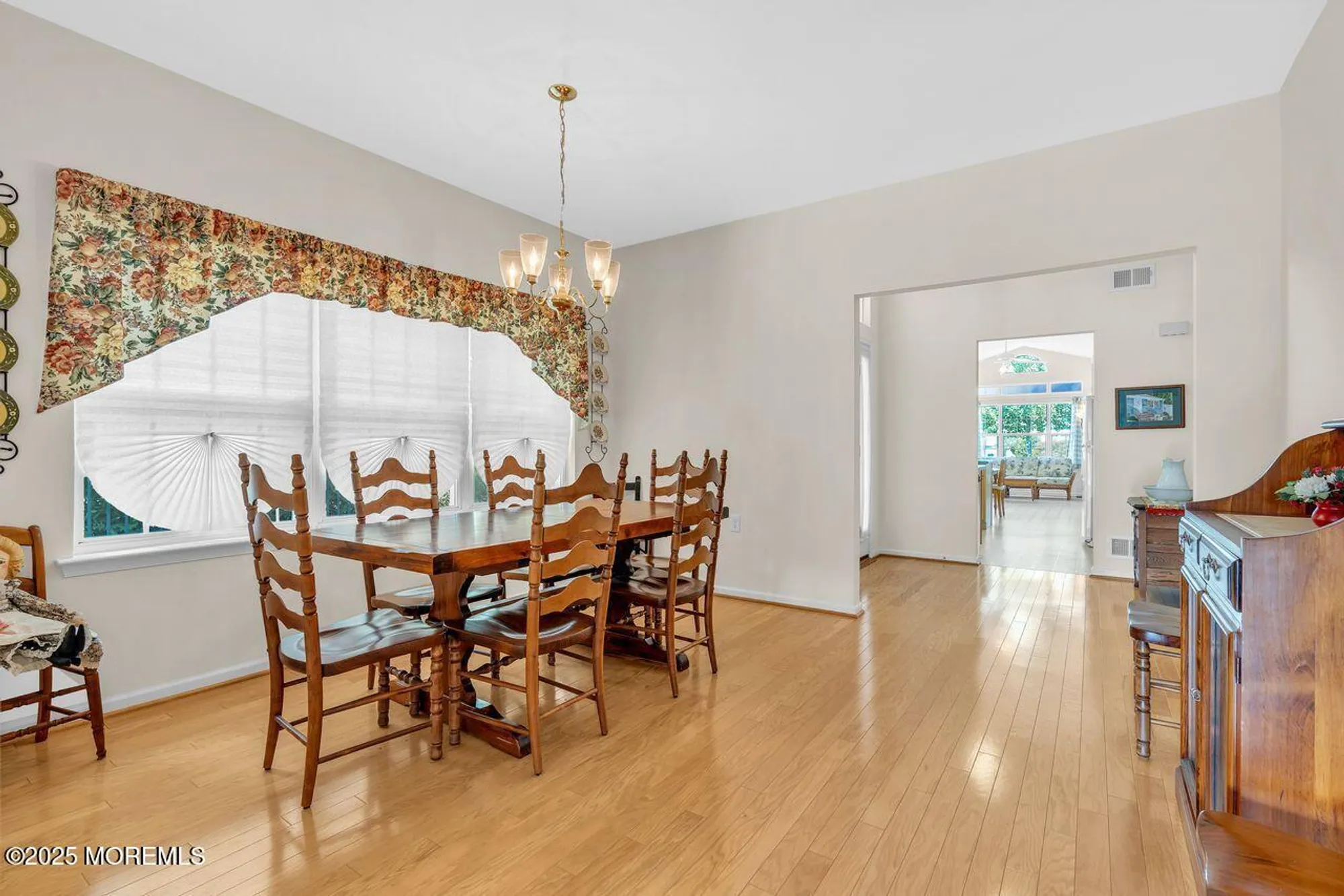 Property Slideshow image 10 of 41 | 12 medici dr, Somerset, NJ, 08873