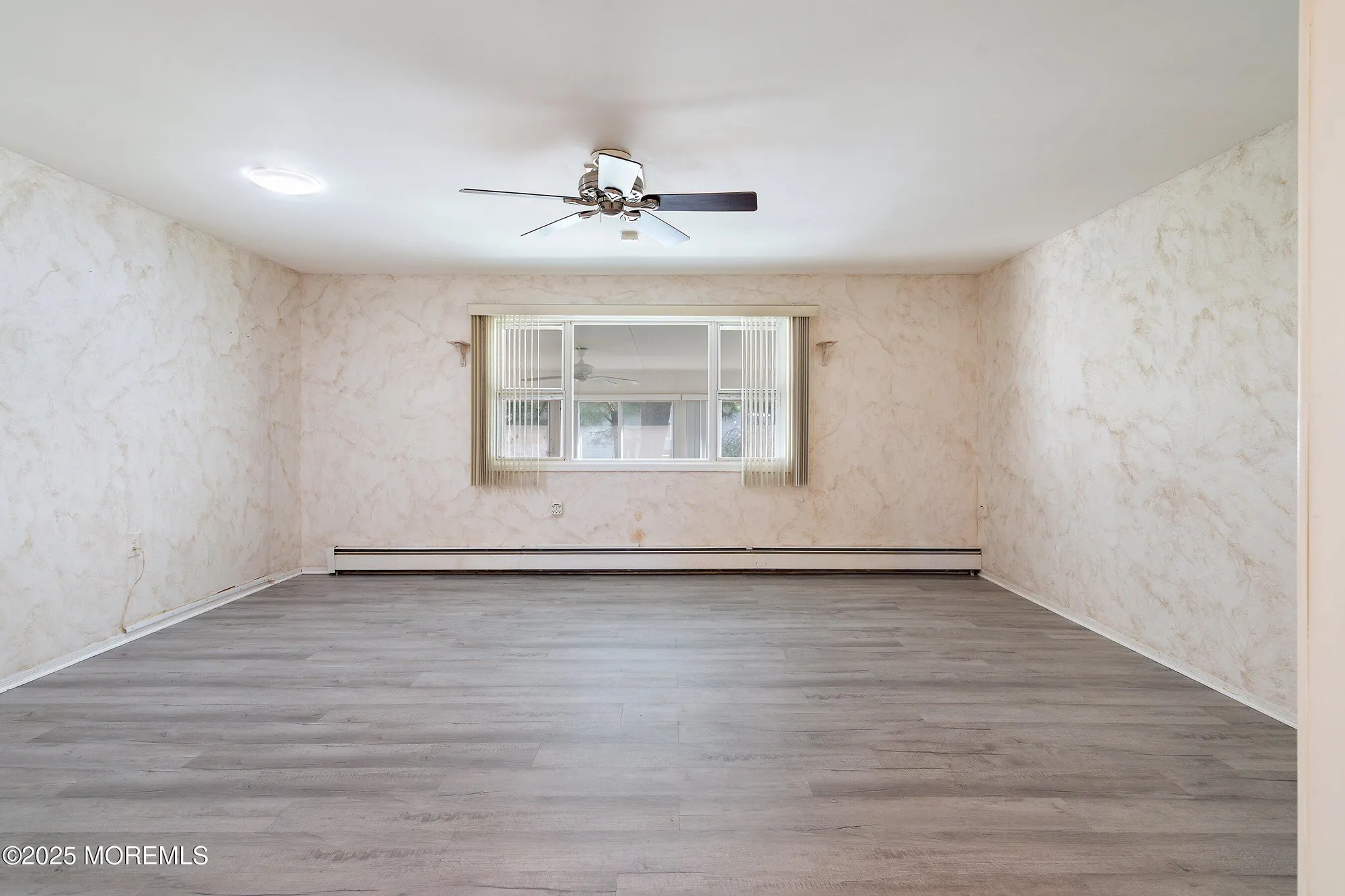 Property Slideshow image 6 of 38 | 70 innsbruck dr, Toms River, NJ, 08757