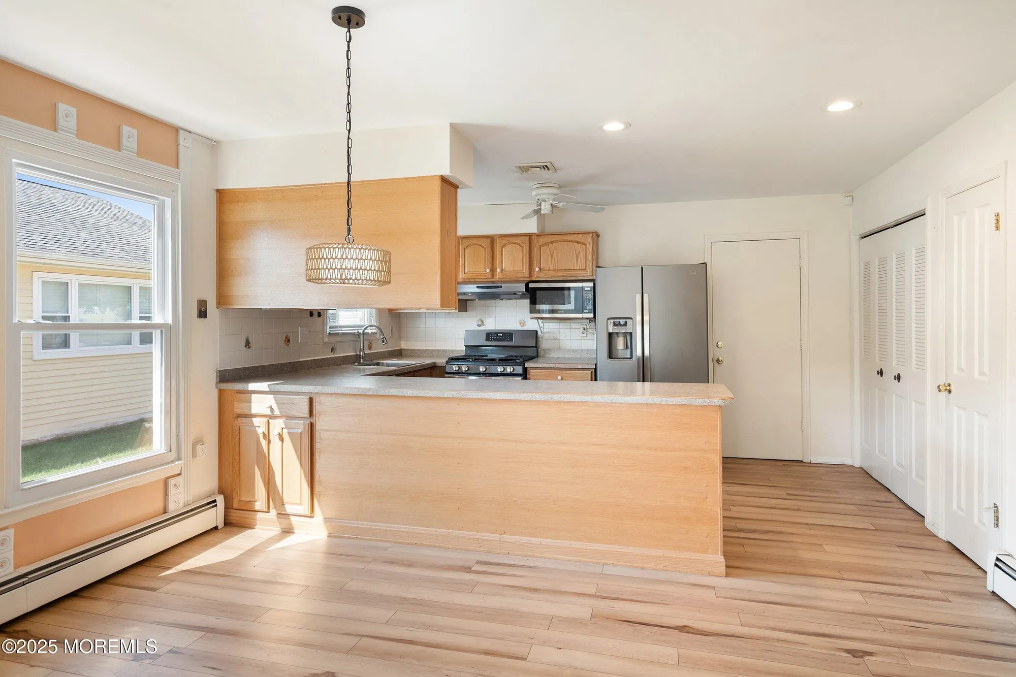 Property Slideshow image 9 of 38 | 70 innsbruck dr, Toms River, NJ, 08757