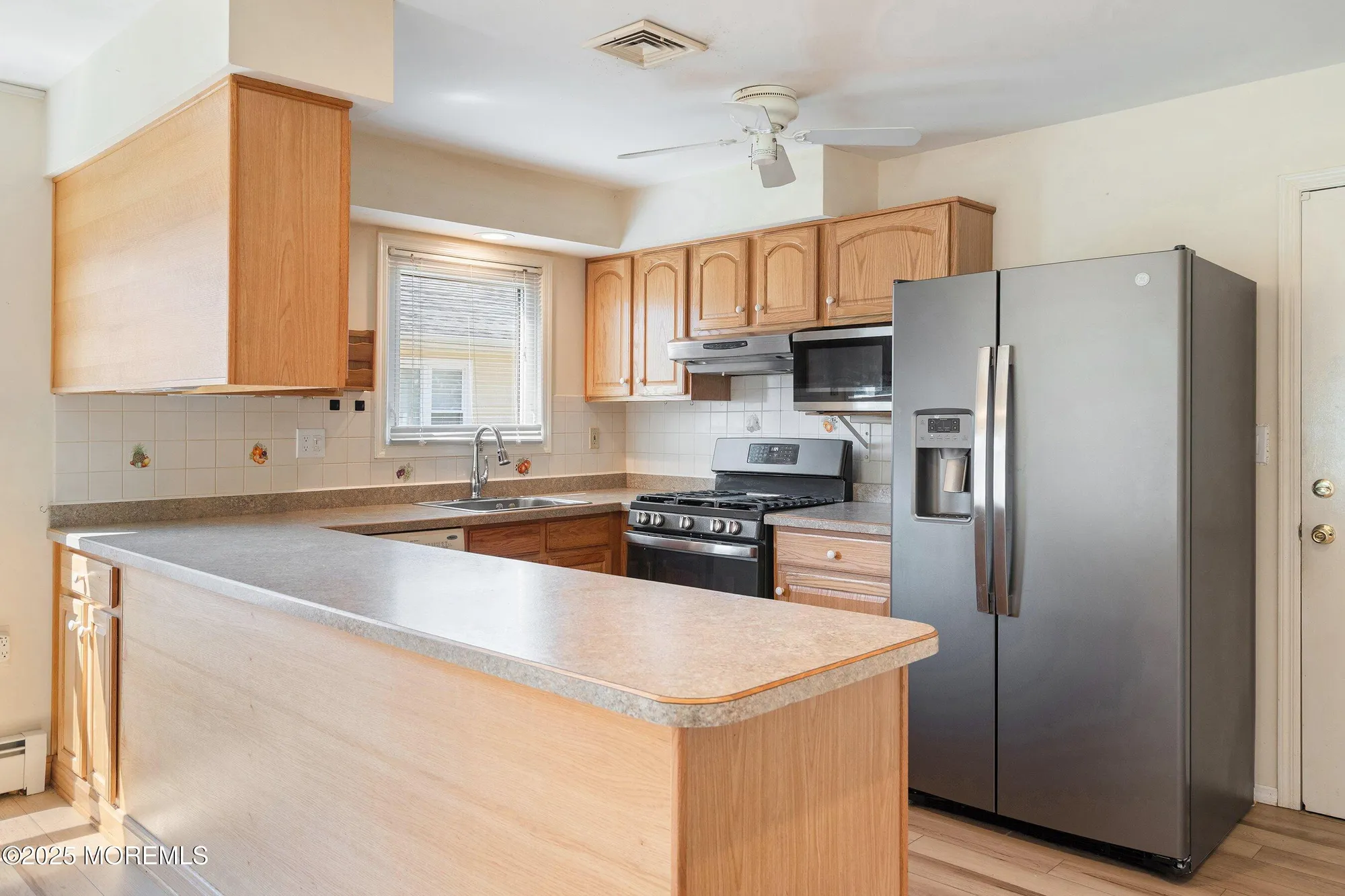 Property Slideshow image 10 of 38 | 70 innsbruck dr, Toms River, NJ, 08757