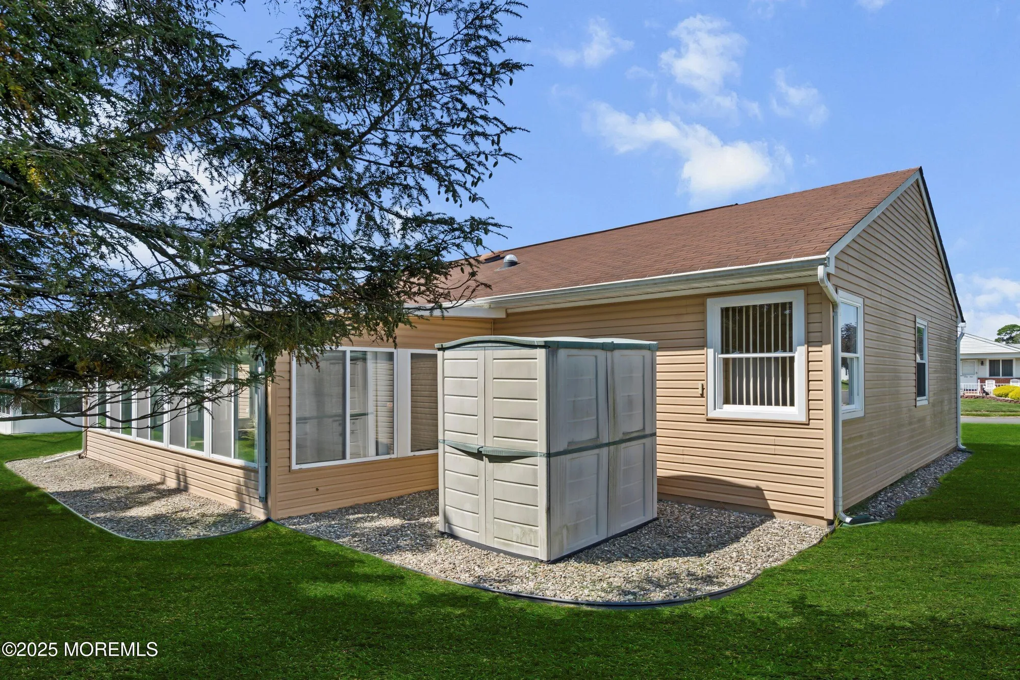 Property Slideshow image 26 of 38 | 70 innsbruck dr, Toms River, NJ, 08757