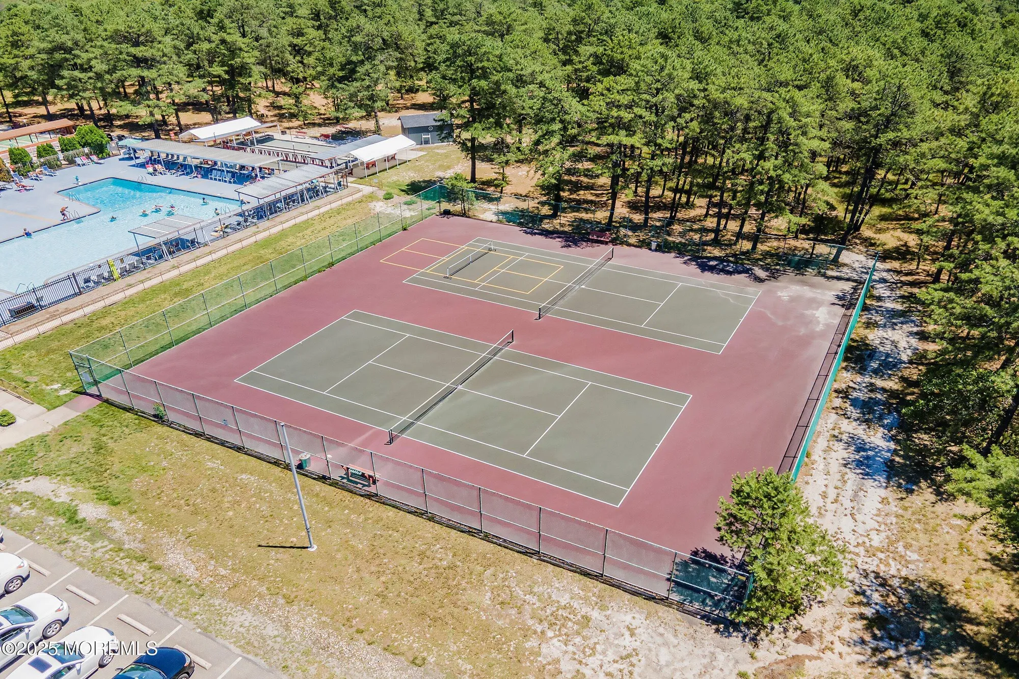 Property Slideshow image 30 of 38 | 70 innsbruck dr, Toms River, NJ, 08757