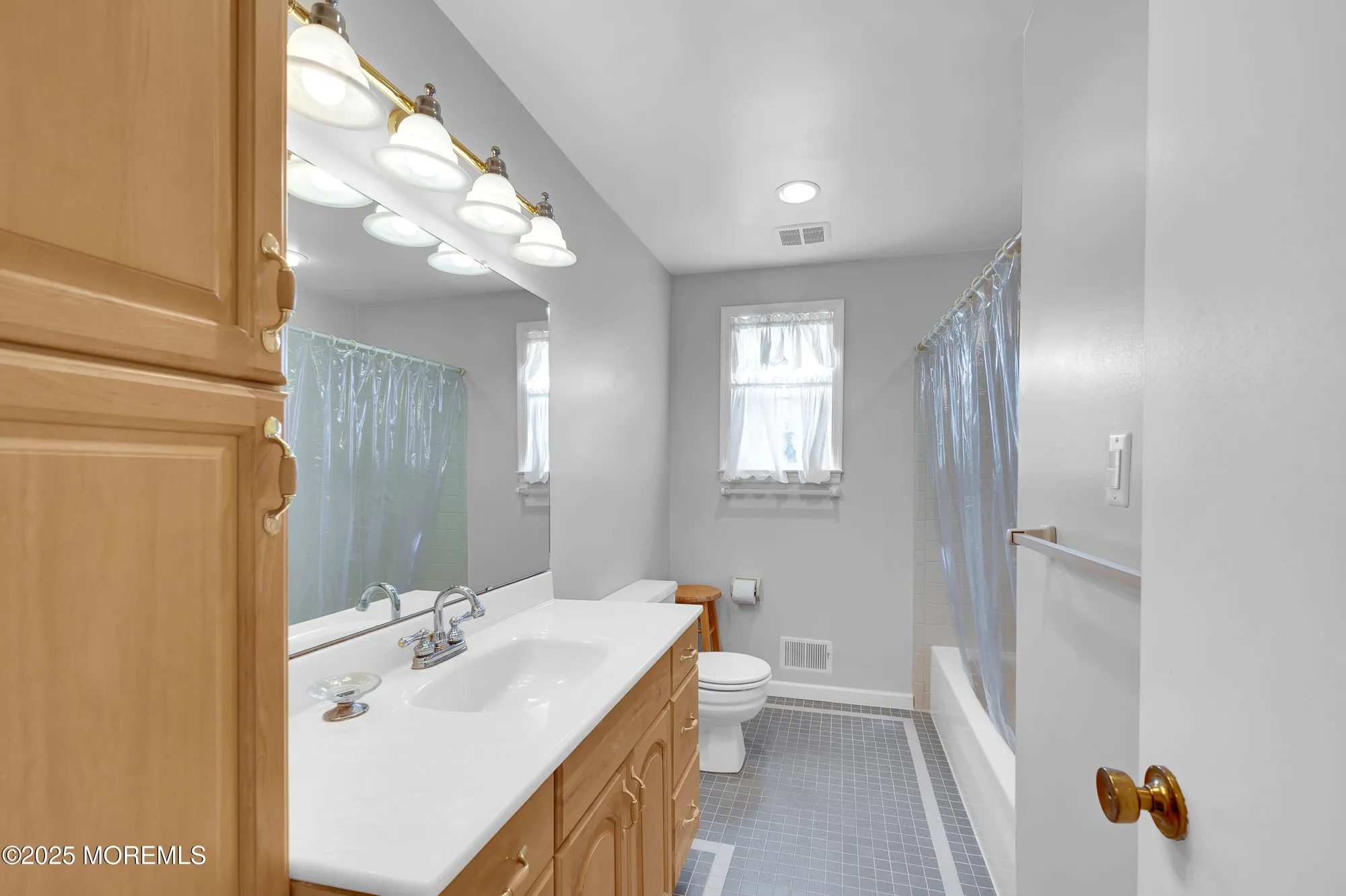Property Slideshow image 24 of 32 | 62 mariner pl, Brick, NJ, 08723