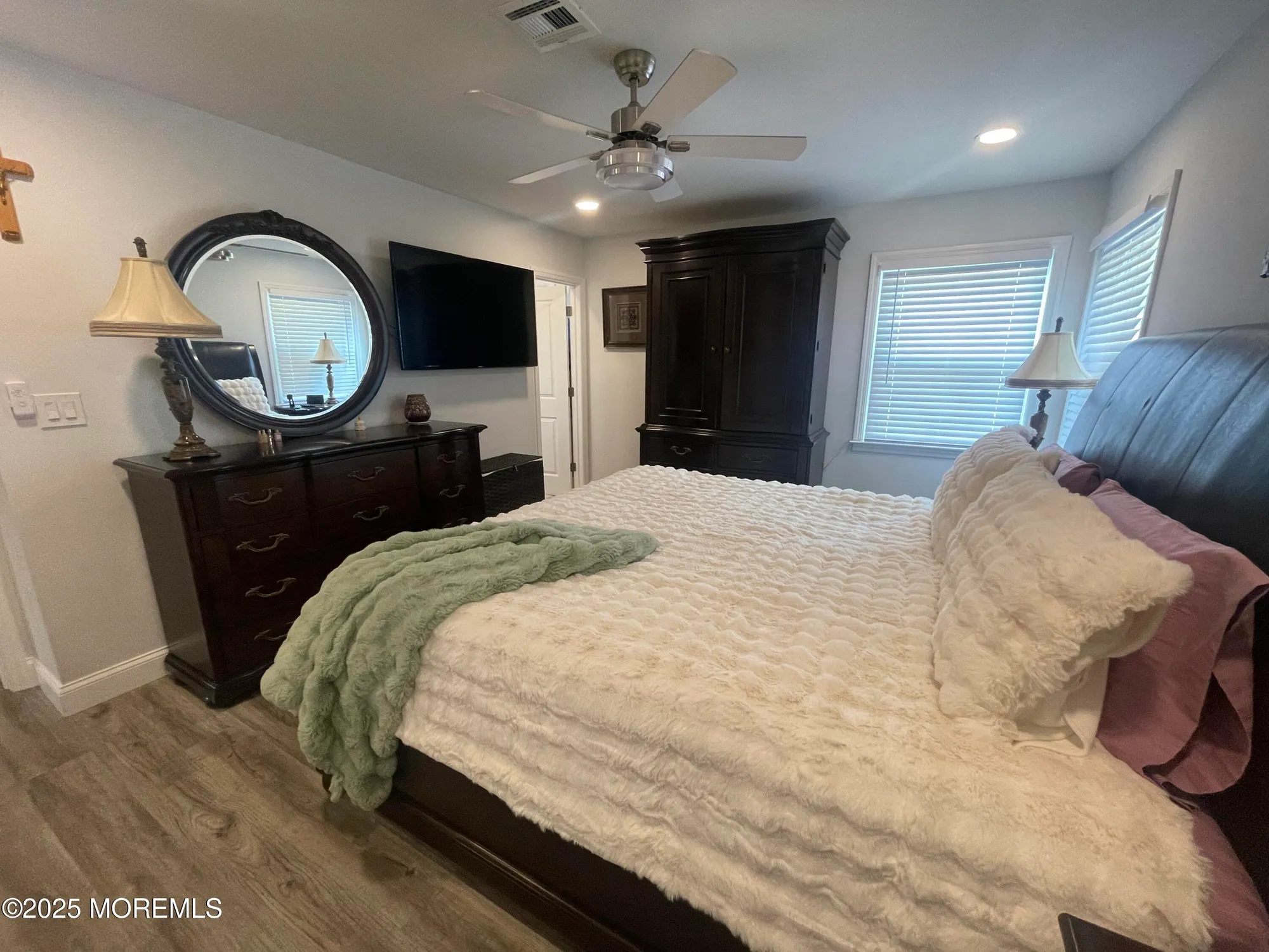 Property Slideshow image 19 of 28 | 4 portsmouth dr, Toms River, NJ, 08757