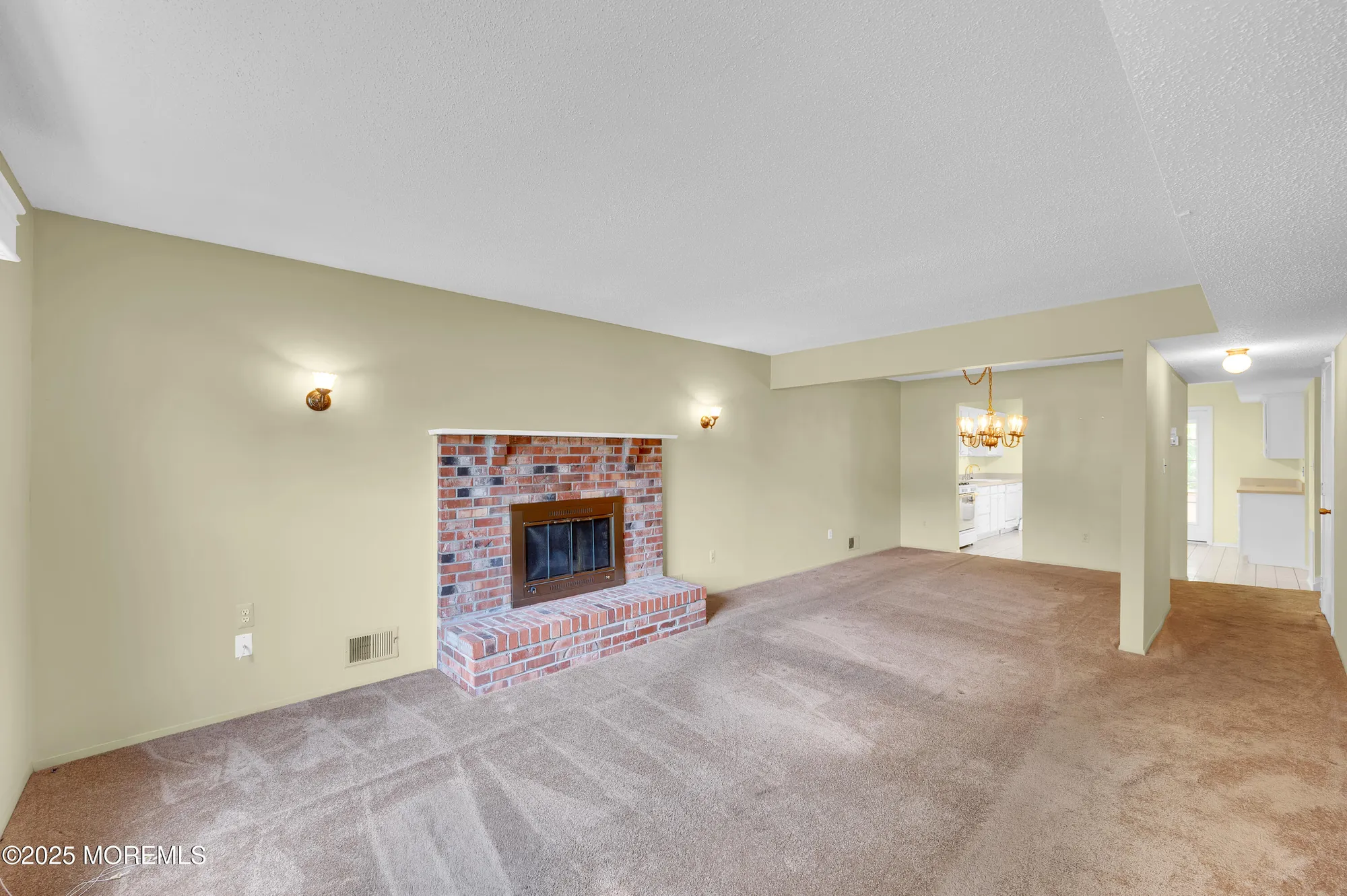 Property Slideshow image 4 of 32 | 62 mariner pl, Brick, NJ, 08723