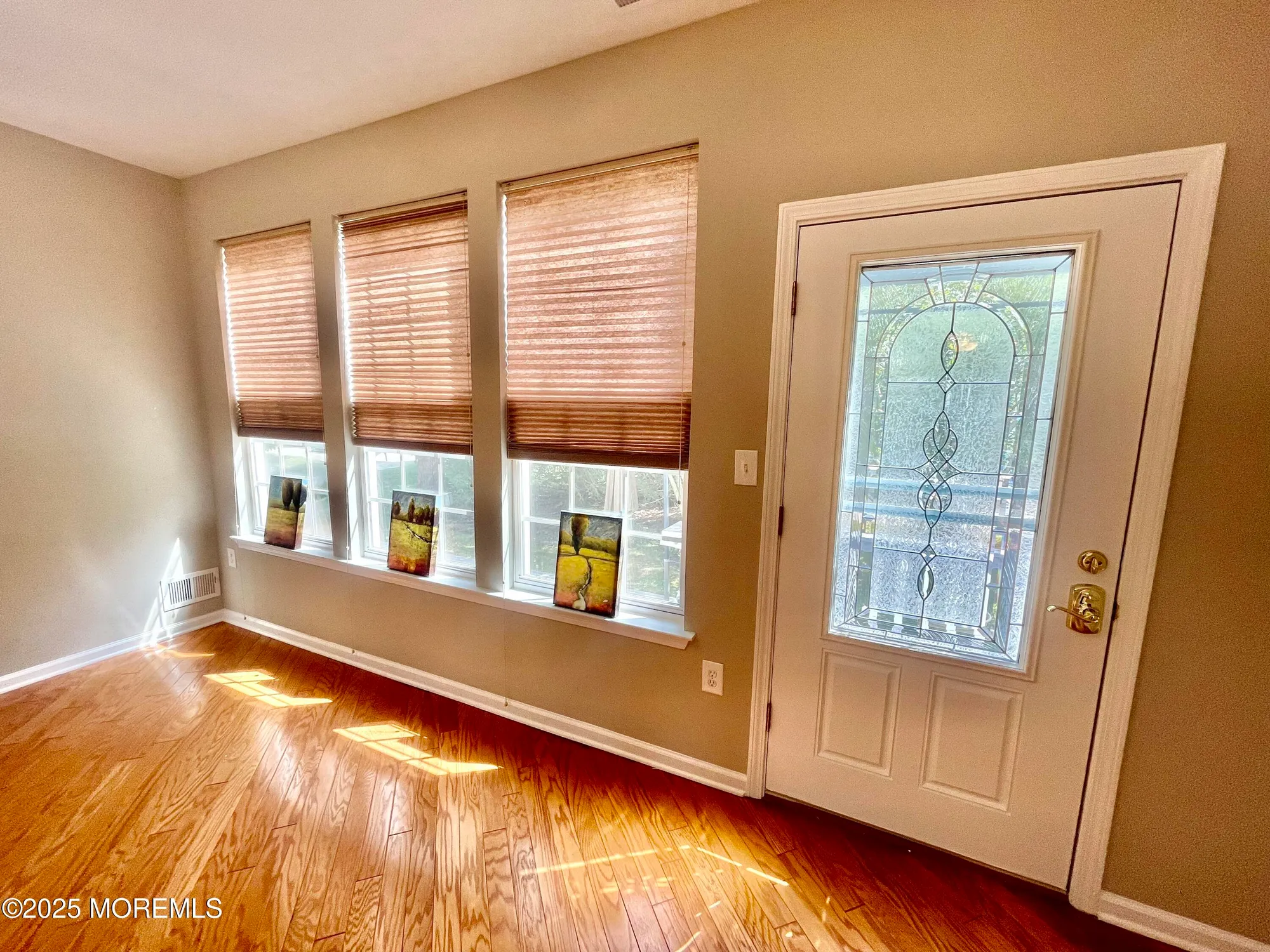 Property Slideshow image 9 of 50 | 87 huntington dr, Jackson, NJ, 08527