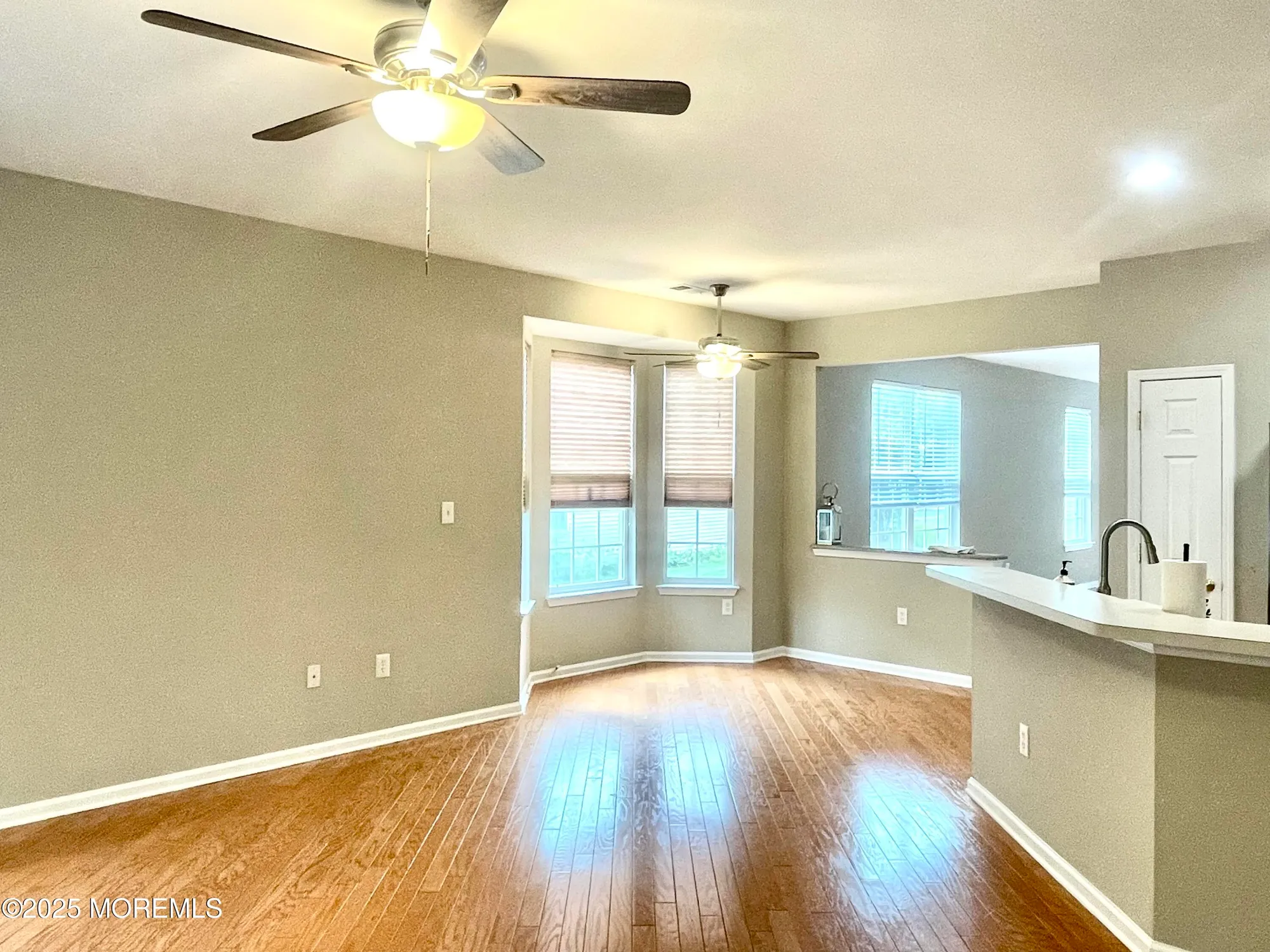 Property Slideshow image 10 of 50 | 87 huntington dr, Jackson, NJ, 08527