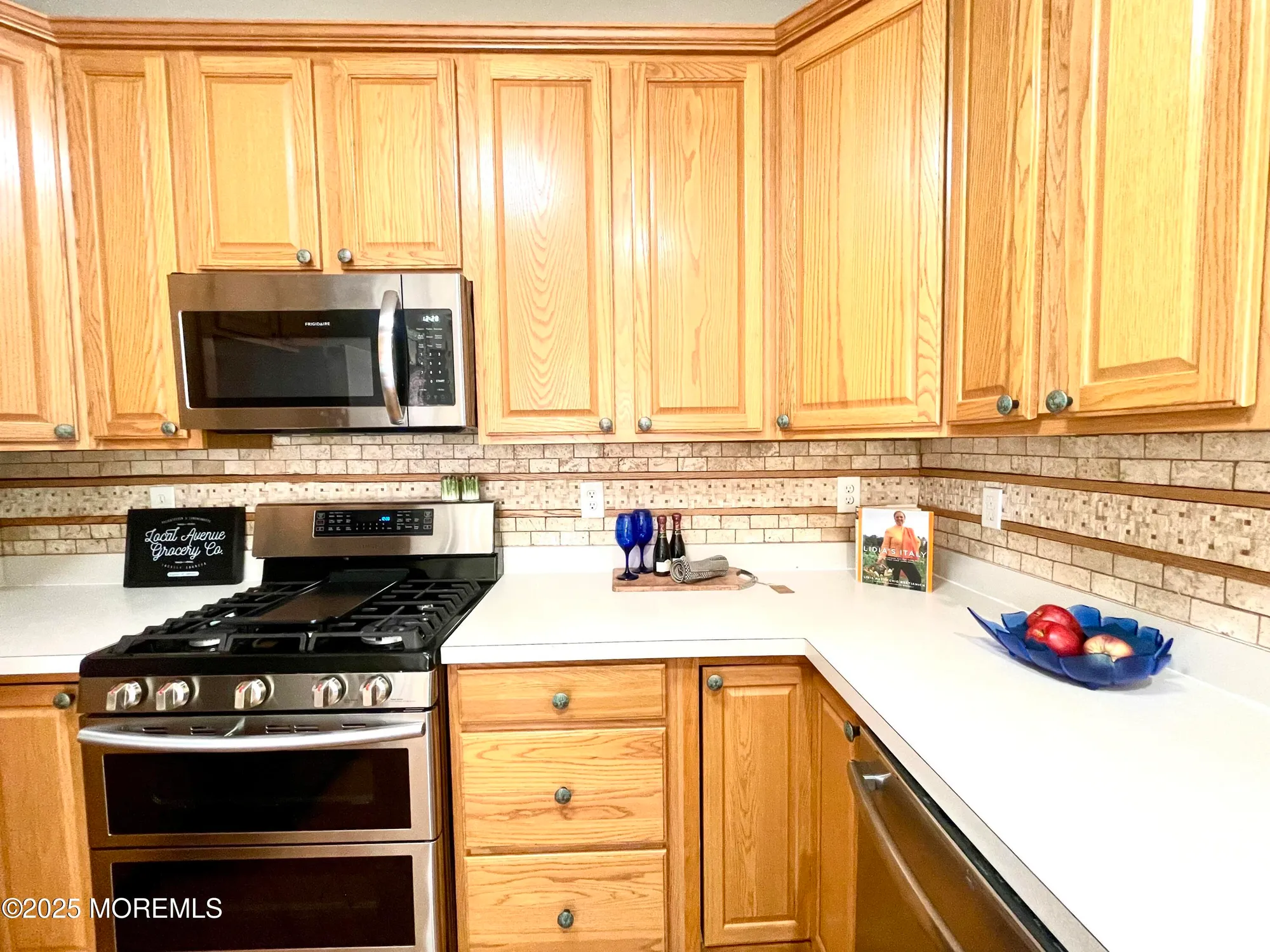 Property Slideshow image 6 of 50 | 87 huntington dr, Jackson, NJ, 08527