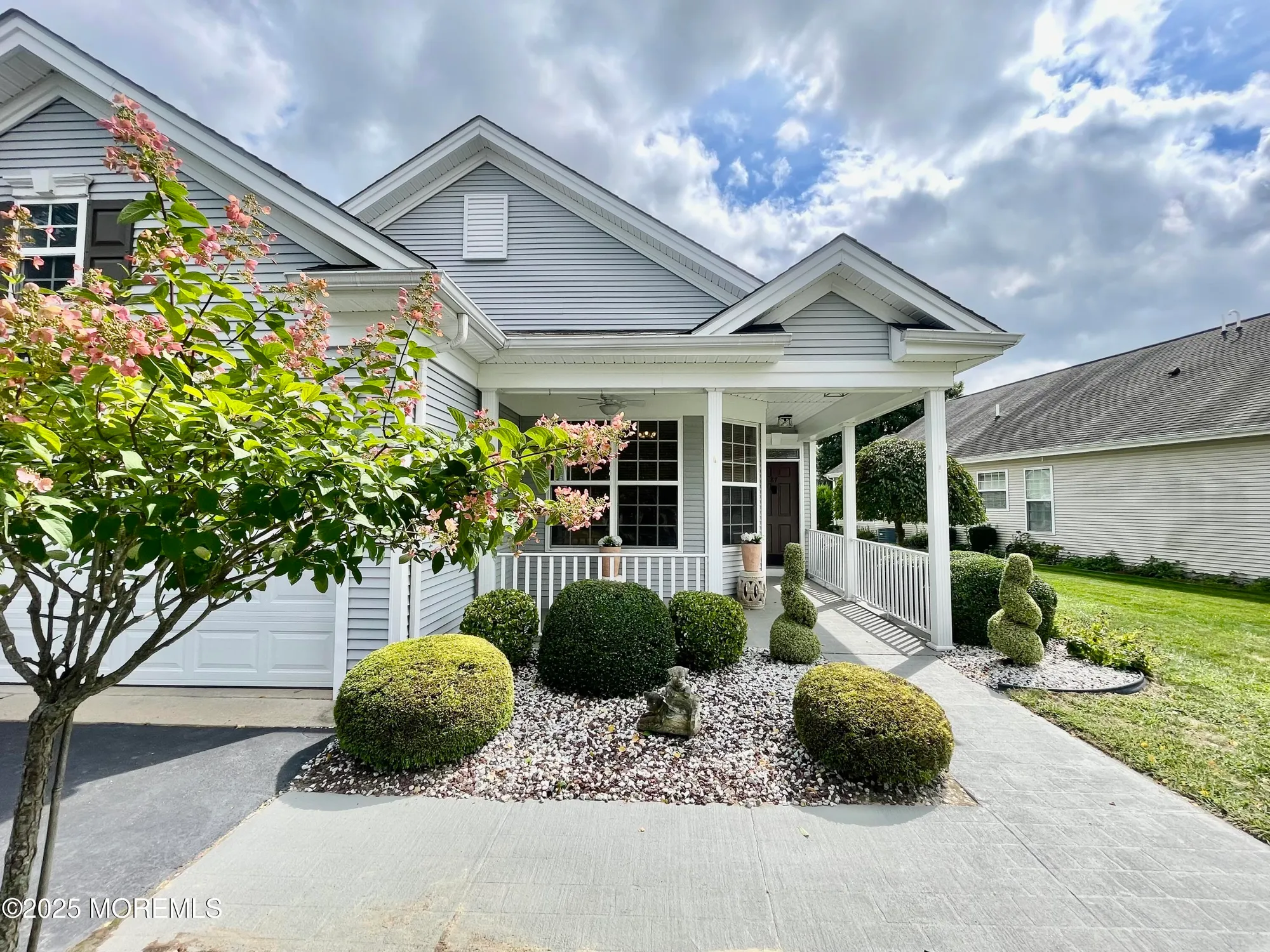 Property Slideshow image 2 of 50 | 87 huntington dr, Jackson, NJ, 08527