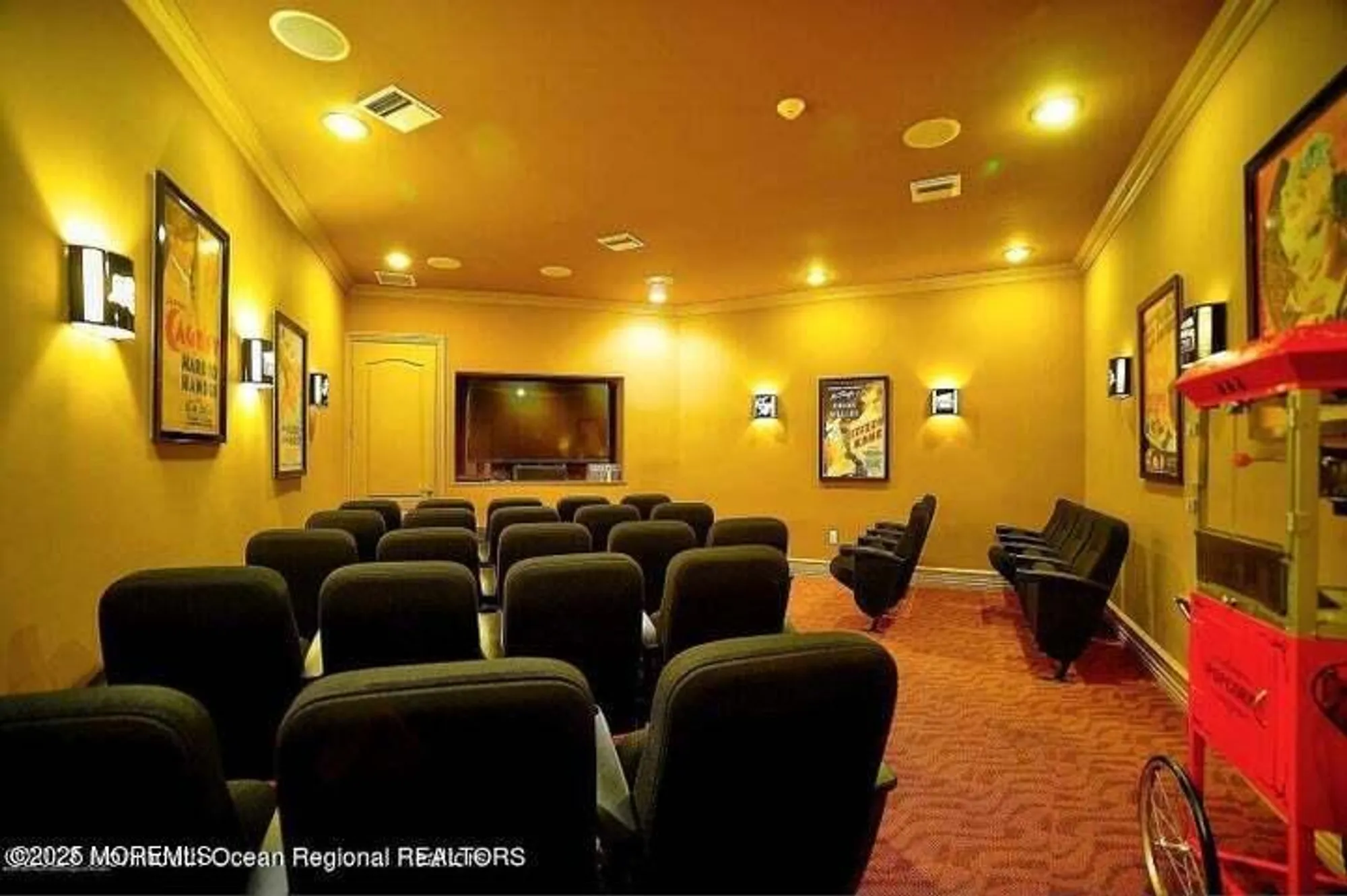 Property Slideshow image 37 of 44 | 219 sophee ln, Lakewood, NJ, 08701