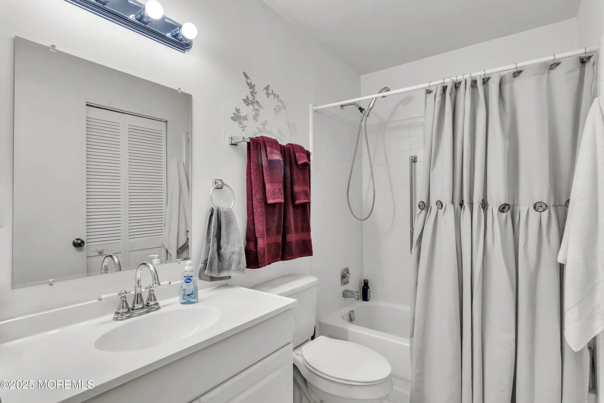 Property Slideshow image 24 of 44 | 440 dartmoor way i, Manchester, NJ, 08759