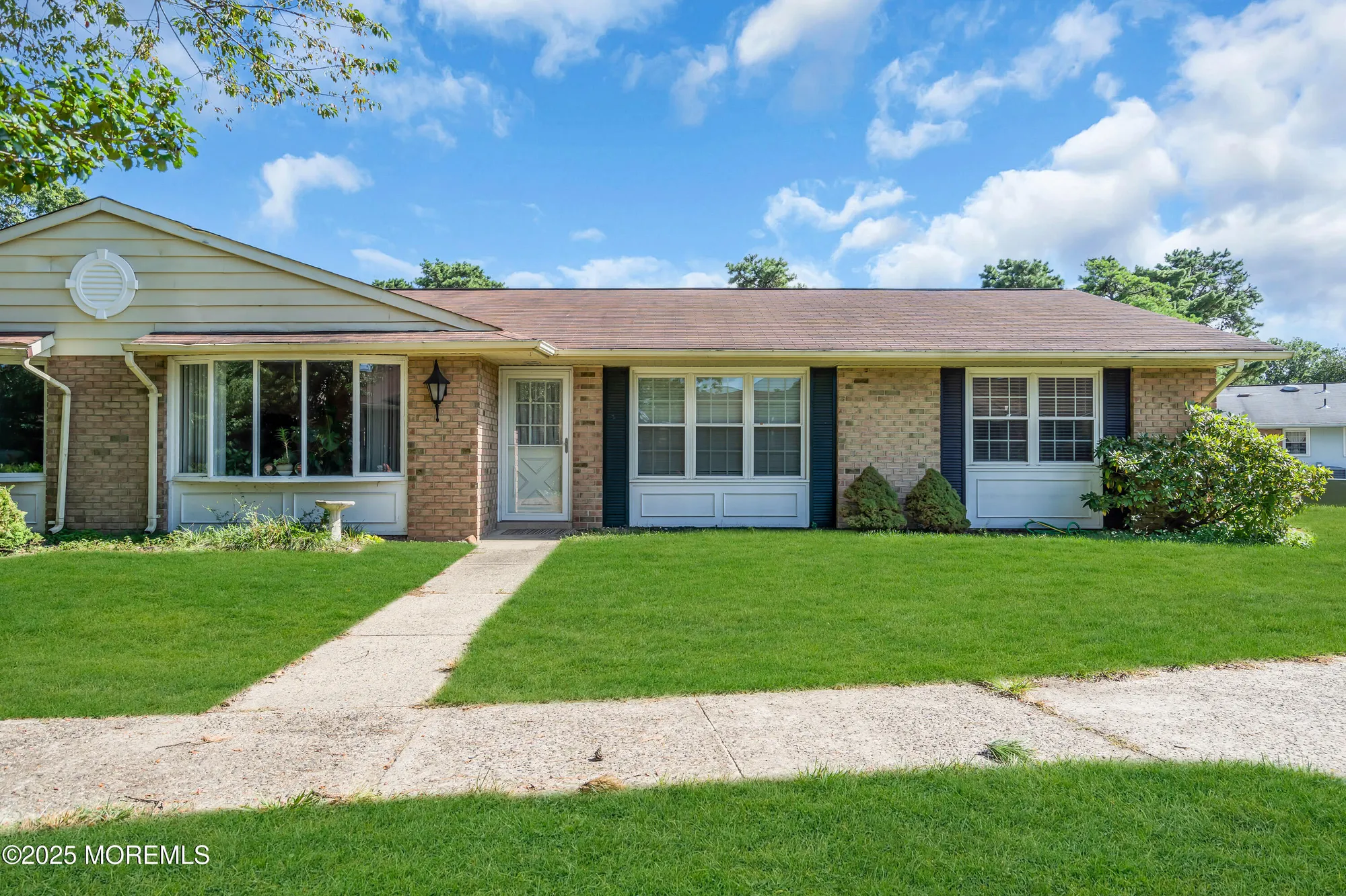 Property Slideshow image 2 of 55 | 104b buckingham dr, Manchester, NJ, 08759